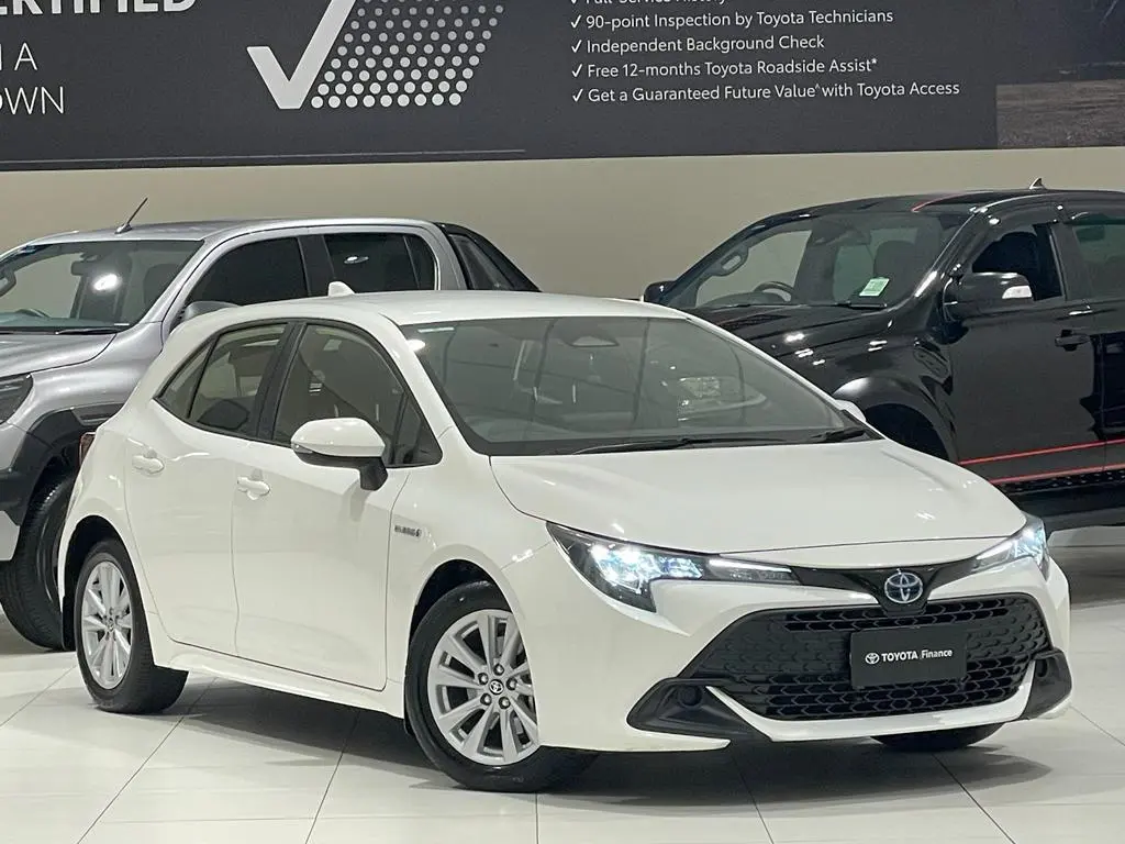 2023 Toyota Corolla Gallery Image 1