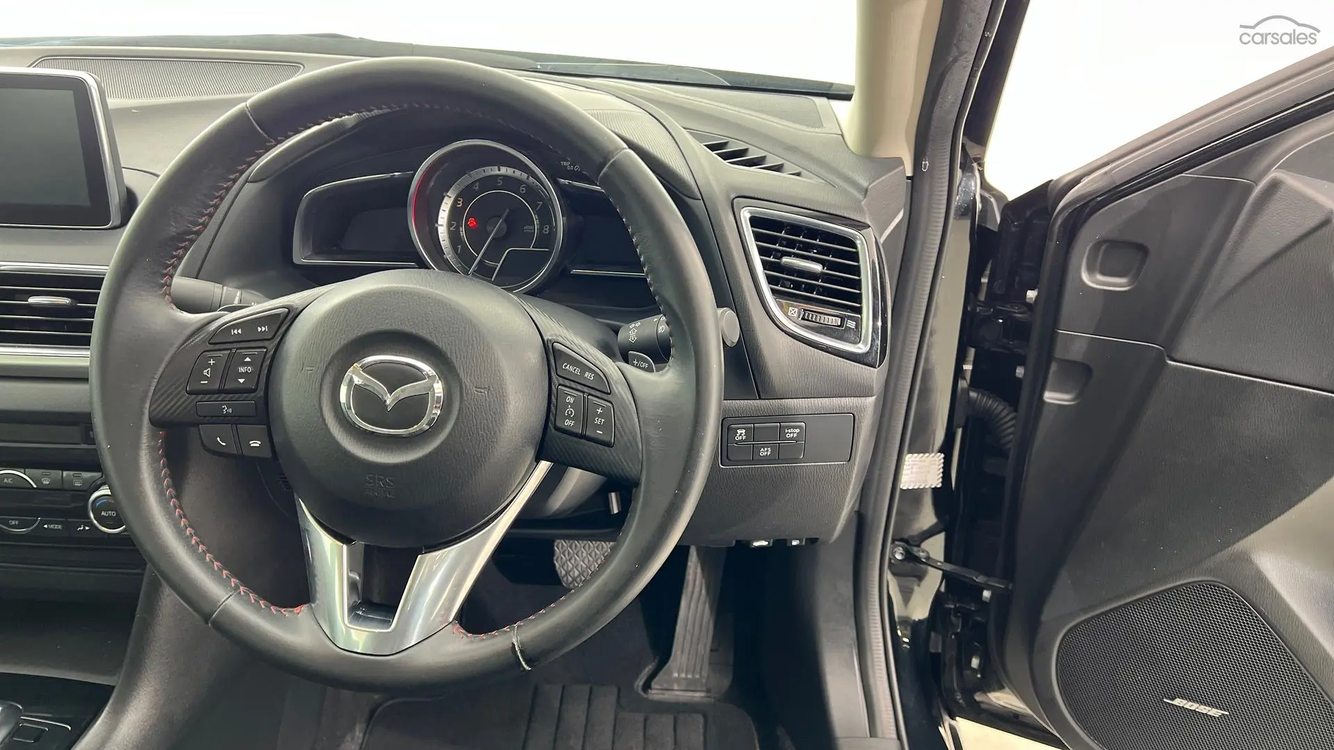 2016 Mazda 3 Image 18