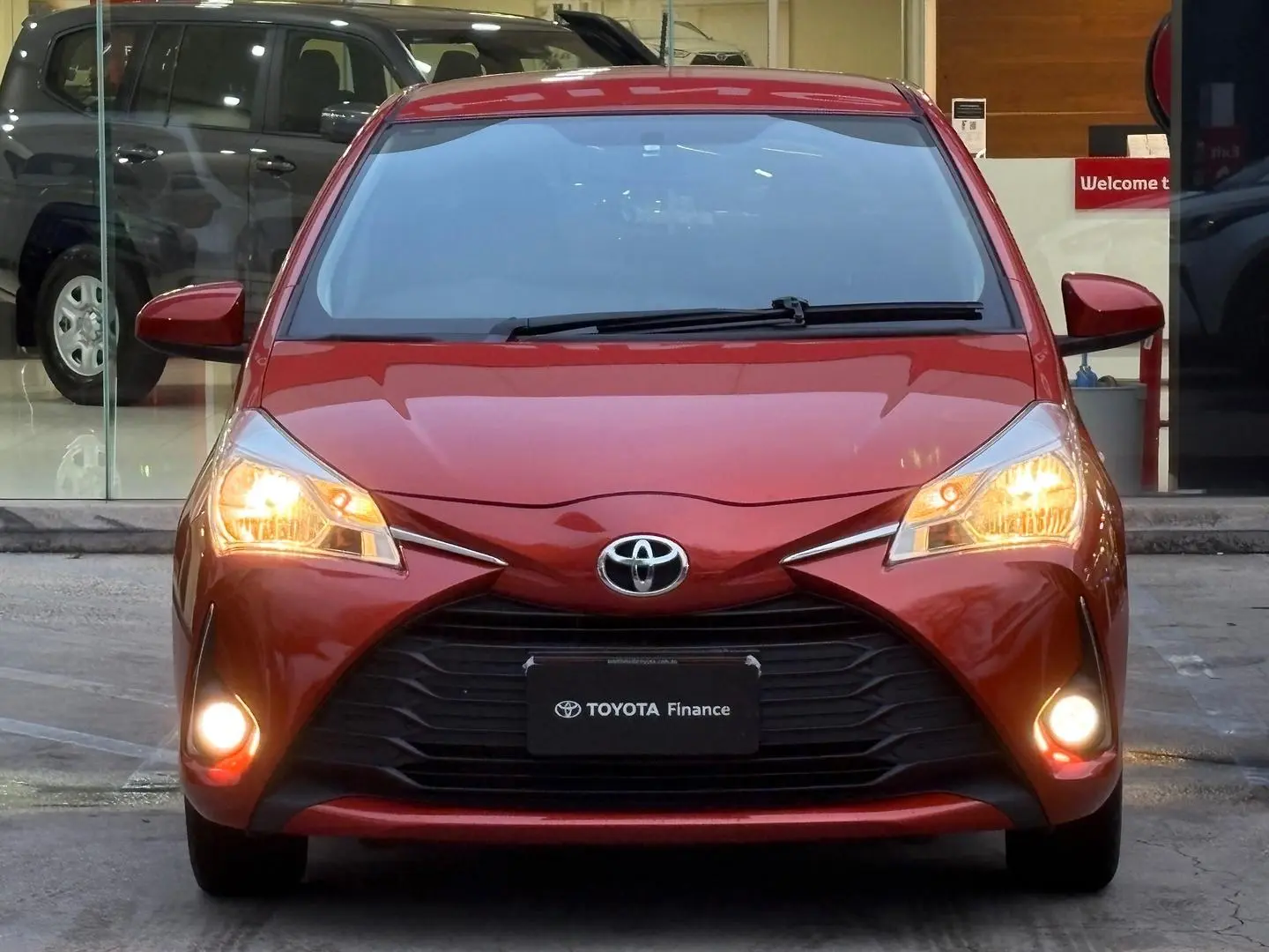 2018 Toyota Yaris Gallery Image 7
