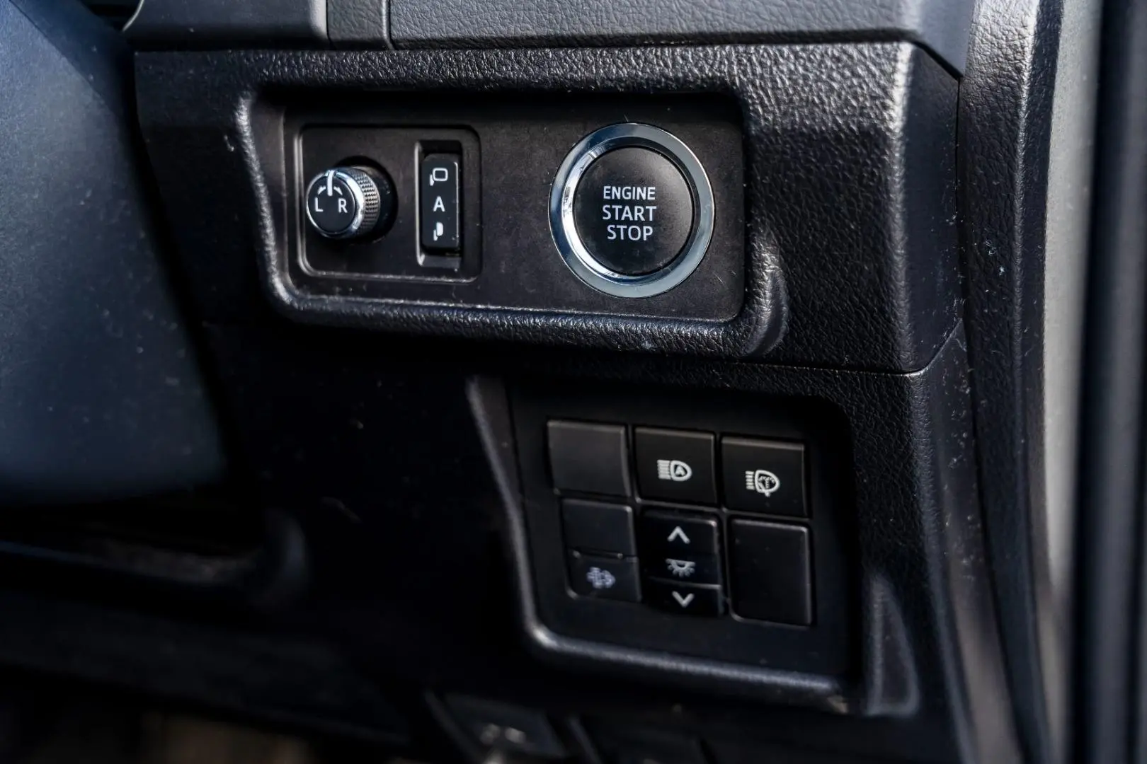 2022 Toyota Landcruiser Prado Gallery Image 19