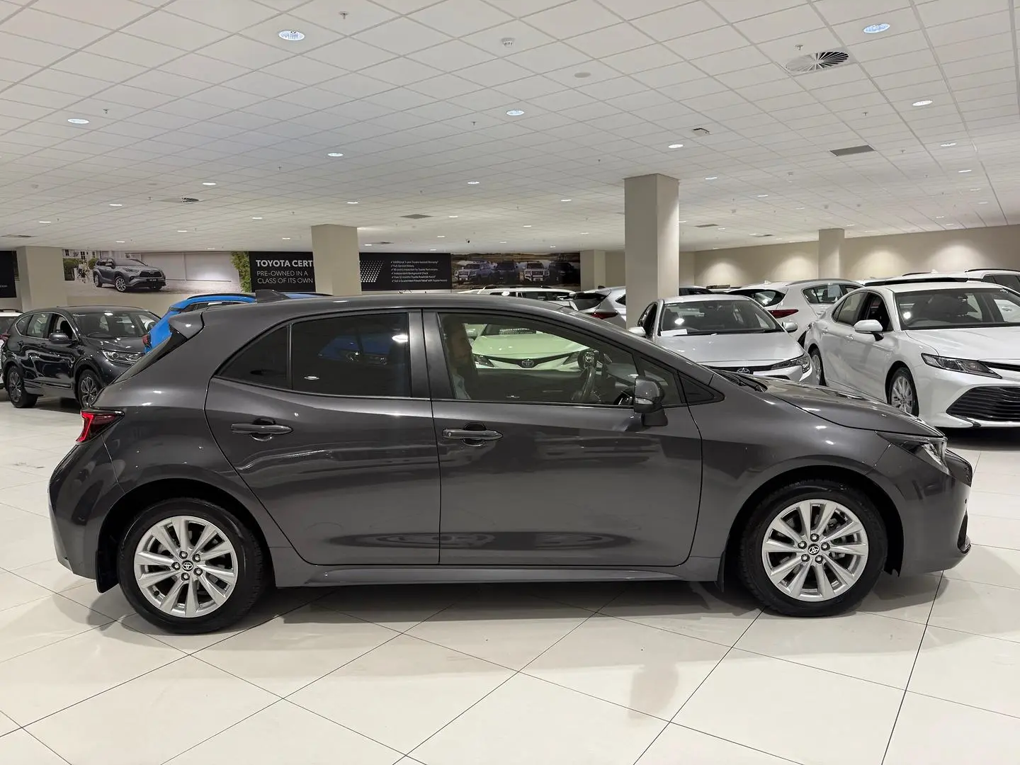 2024 Toyota Corolla Gallery Image 2