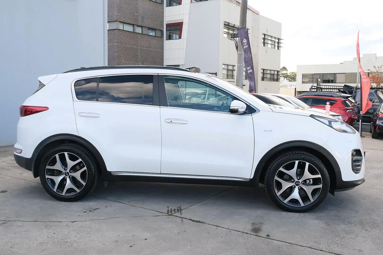 2017 Kia Sportage Gallery Image 5