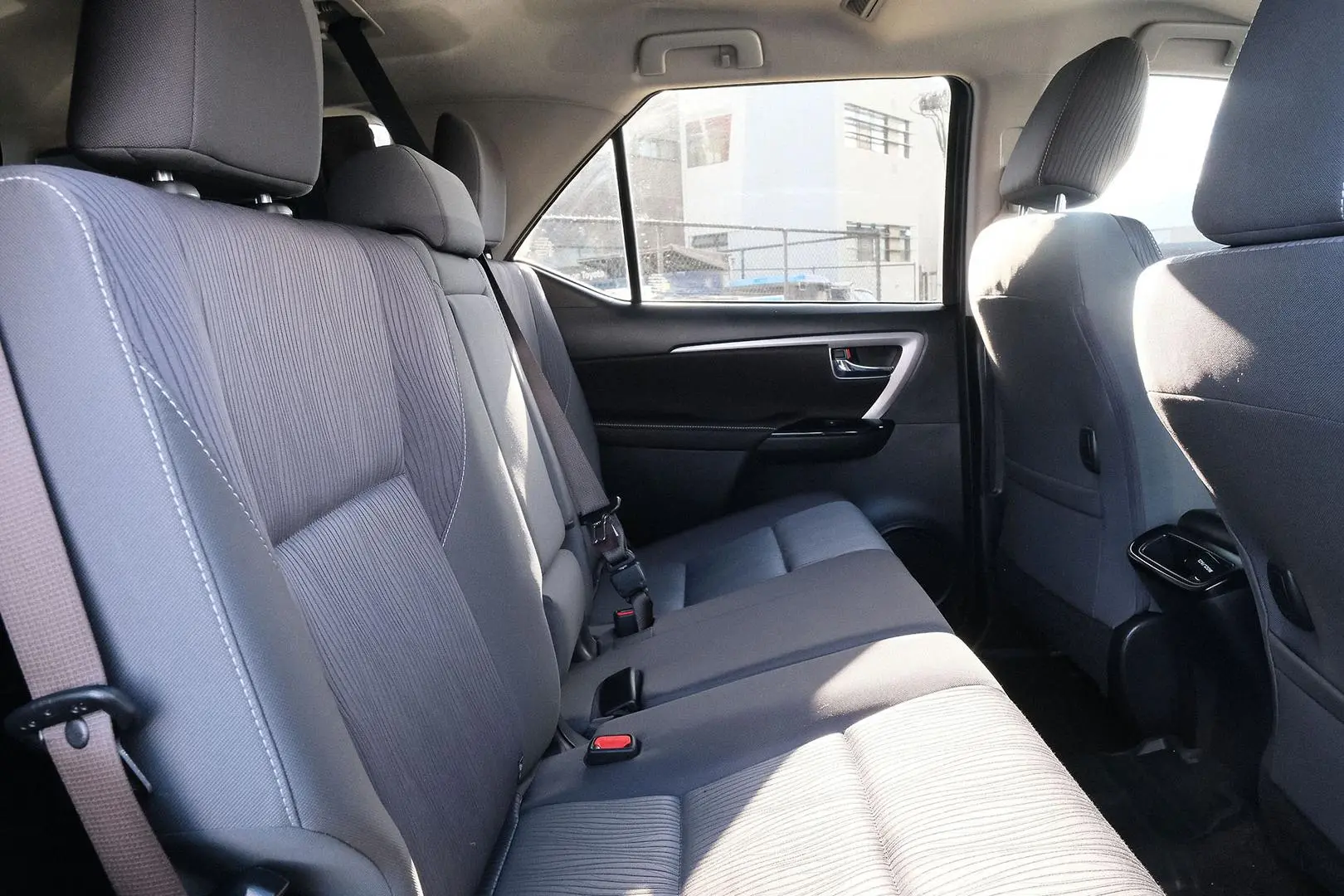 2022 Toyota Fortuner Gallery Image 12