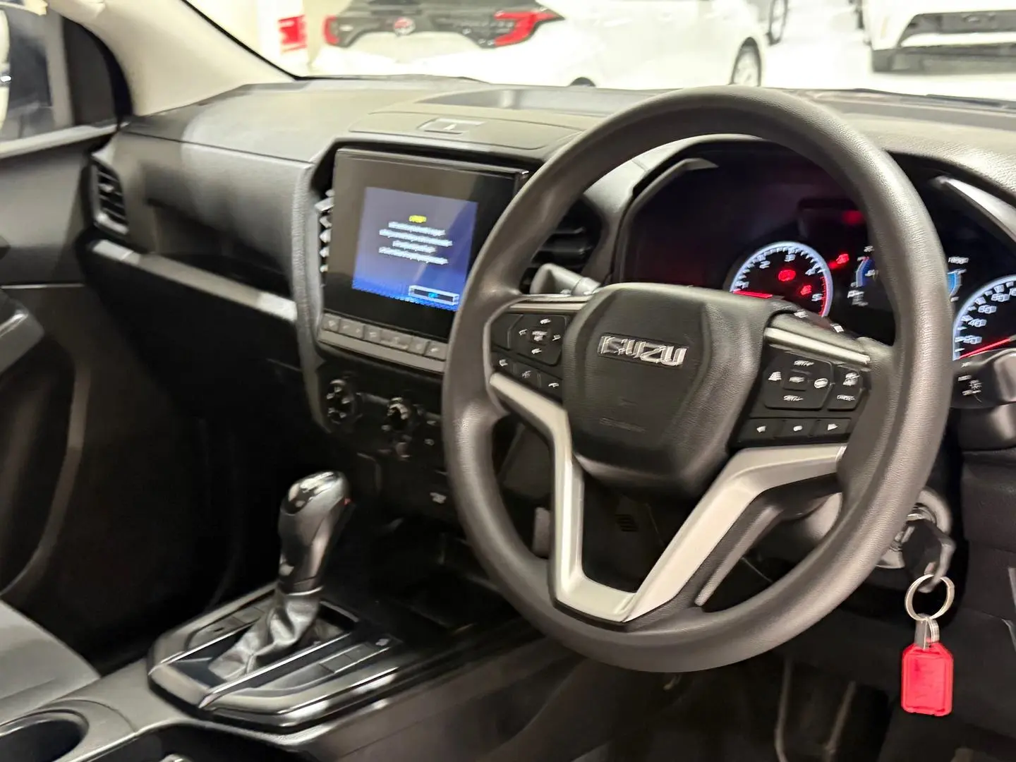2022 Isuzu D-MAX Gallery Image 14