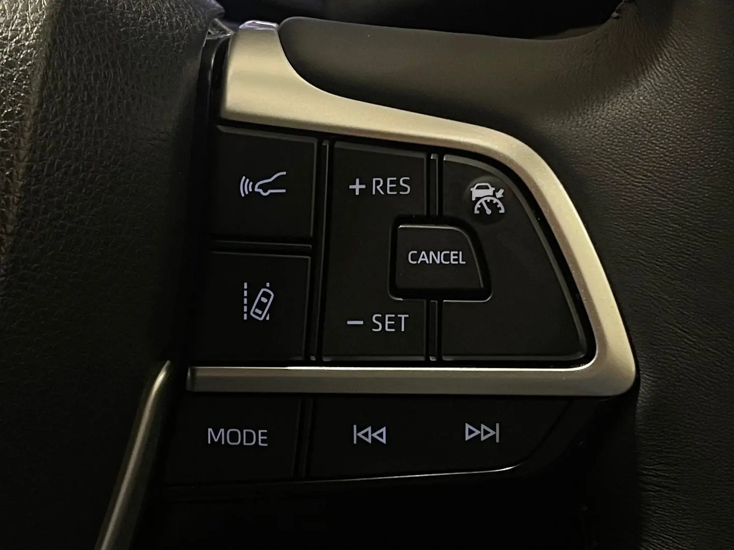 2024 Toyota Kluger Gallery Image 24