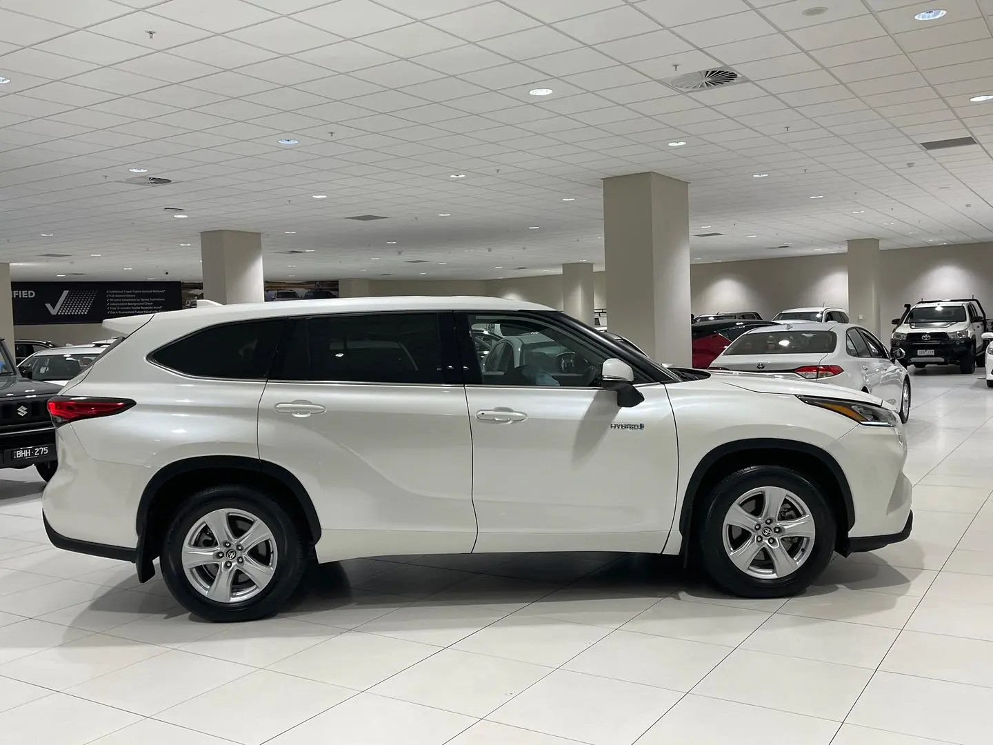 2022 Toyota Kluger Gallery Image 2