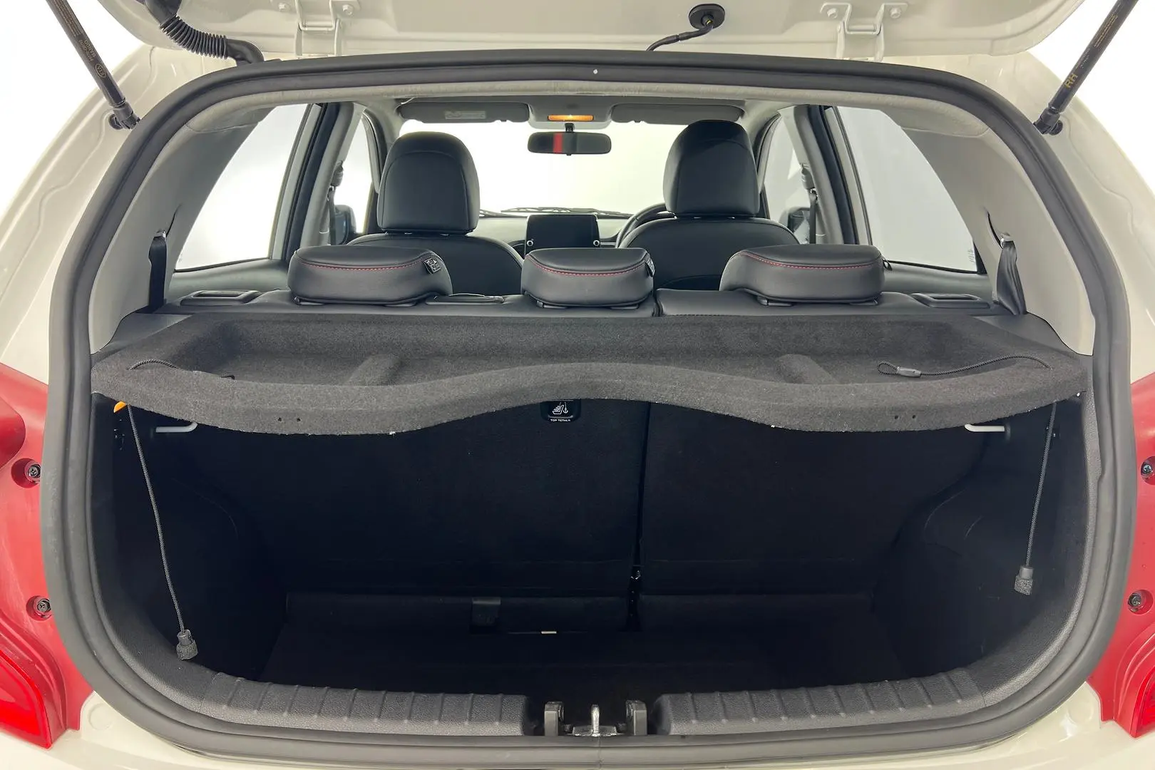 2021 Kia Picanto Gallery Image 11
