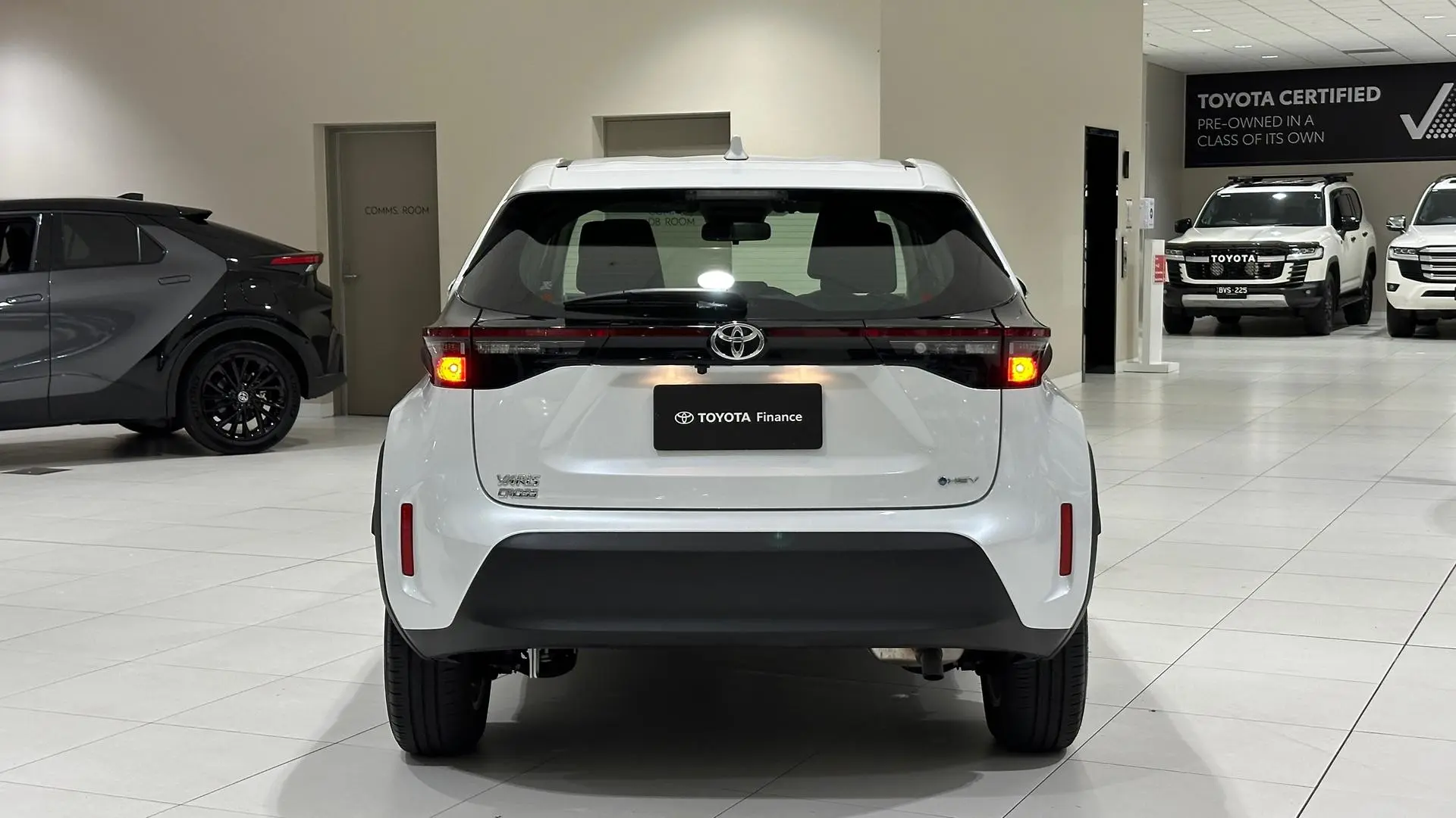 2024 Toyota Yaris Cross Gallery Image 9
