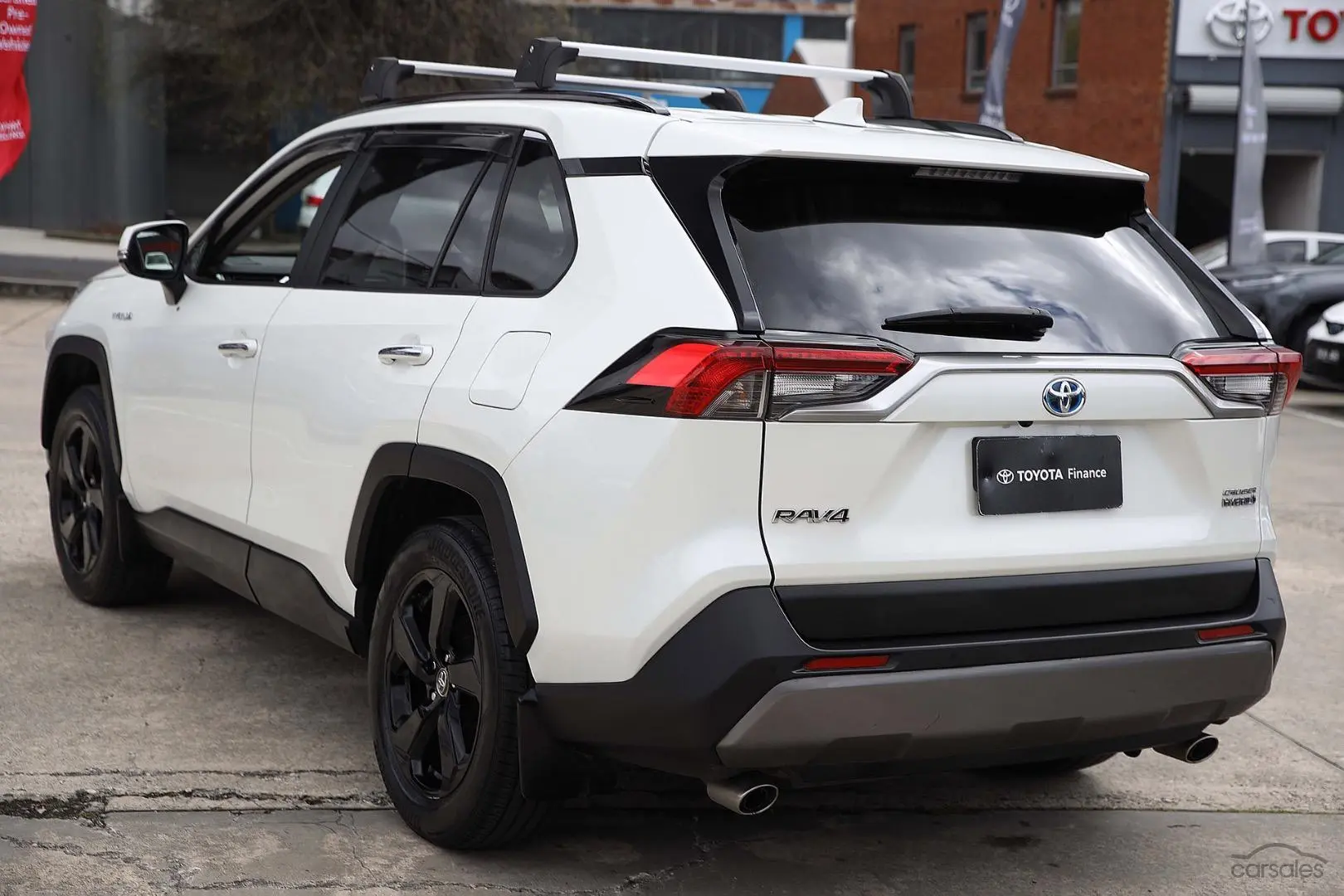 2020 Toyota RAV4 Image 2