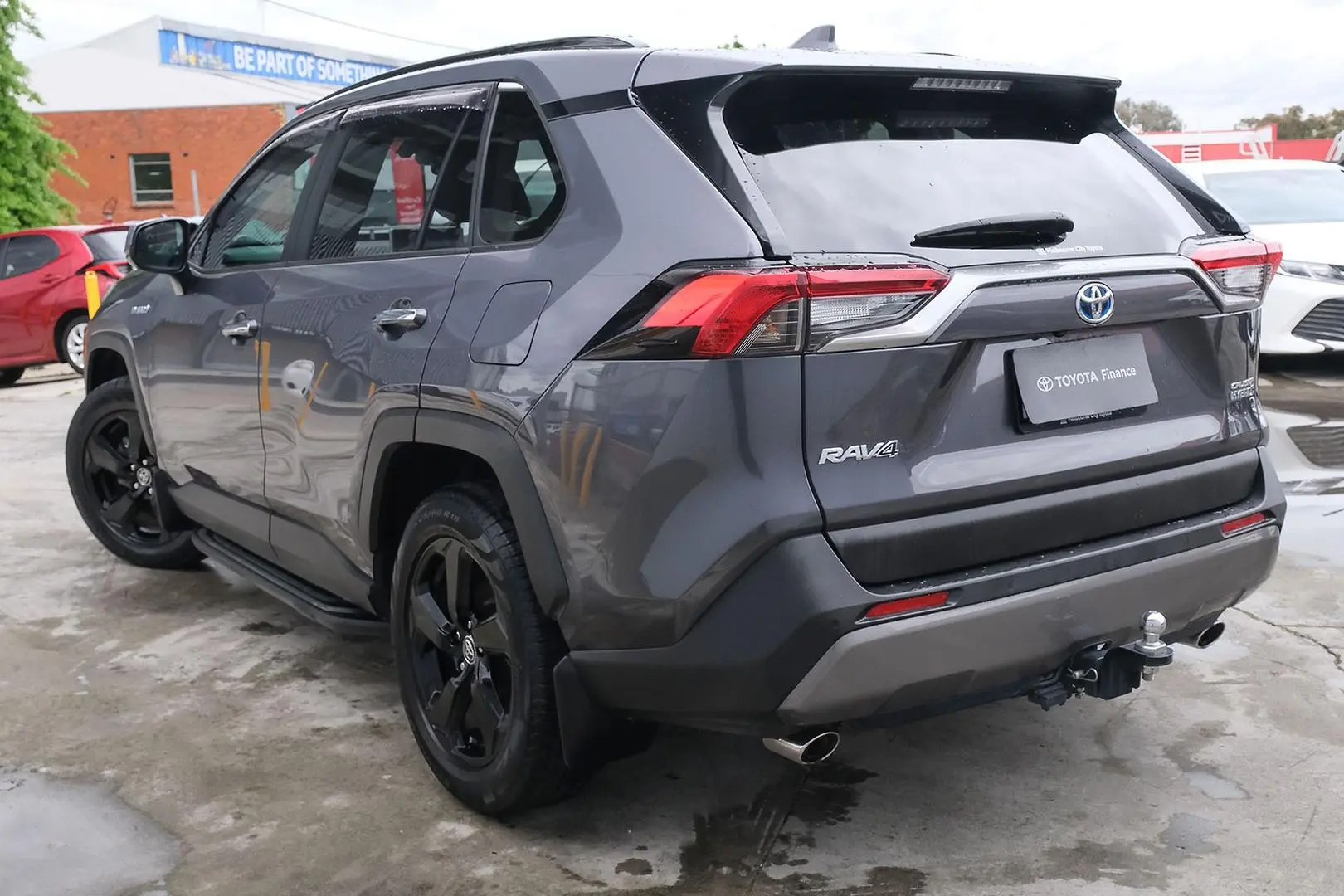 2021 Toyota RAV4 Gallery Image 2