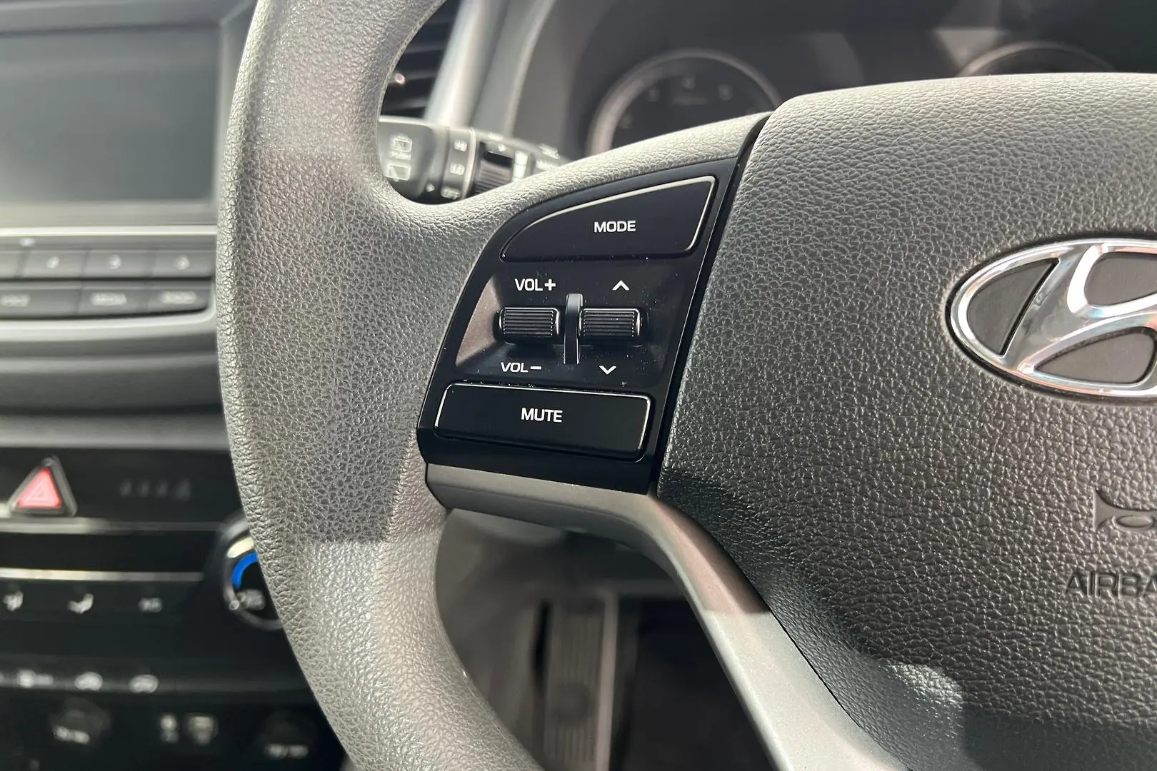 2015 Hyundai Tucson Gallery Image 16