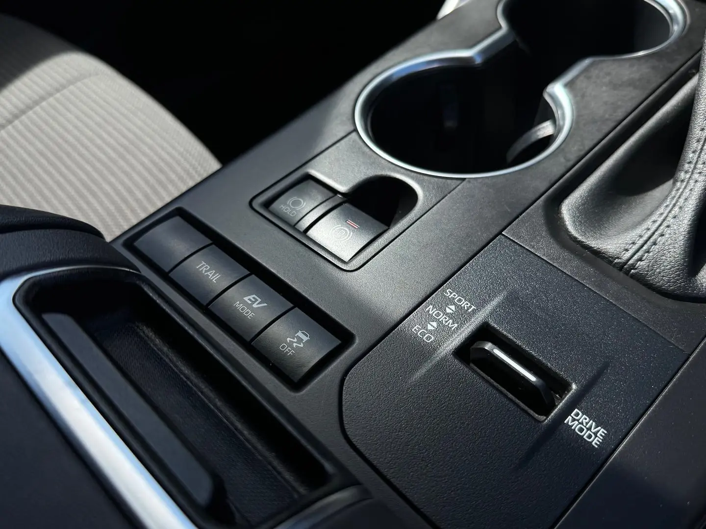 2022 Toyota Kluger Gallery Image 15