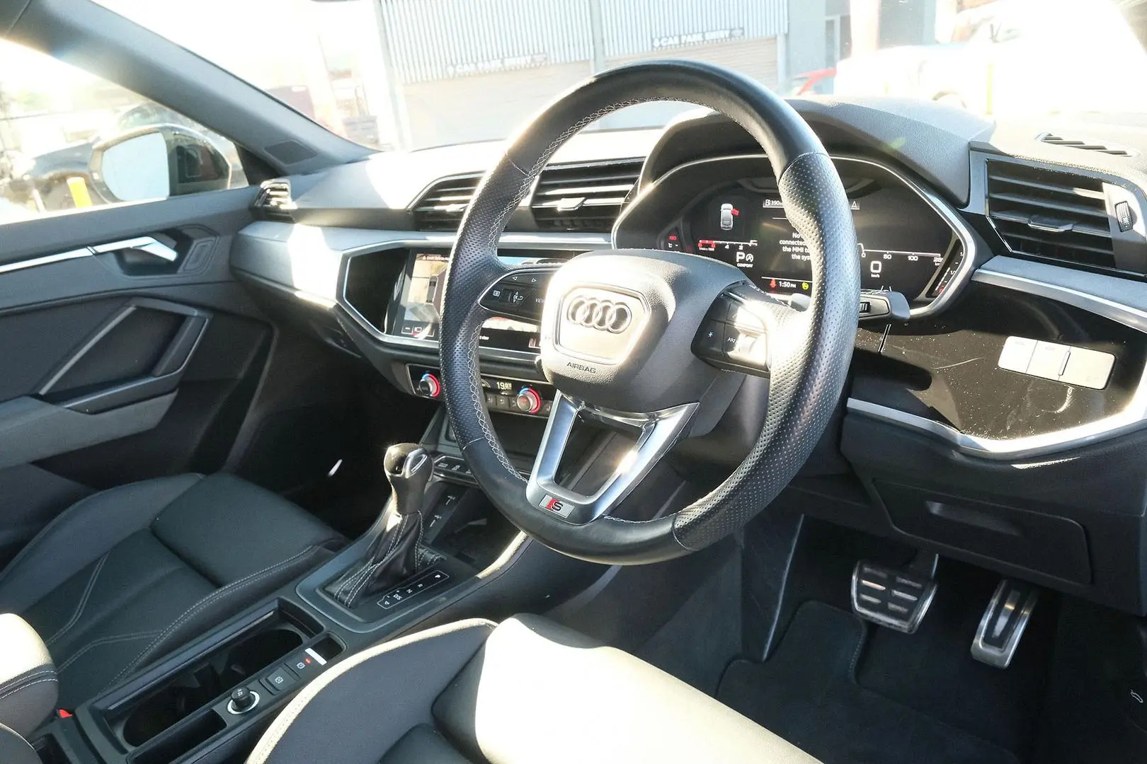 2021 Audi Q3 Gallery Image 7