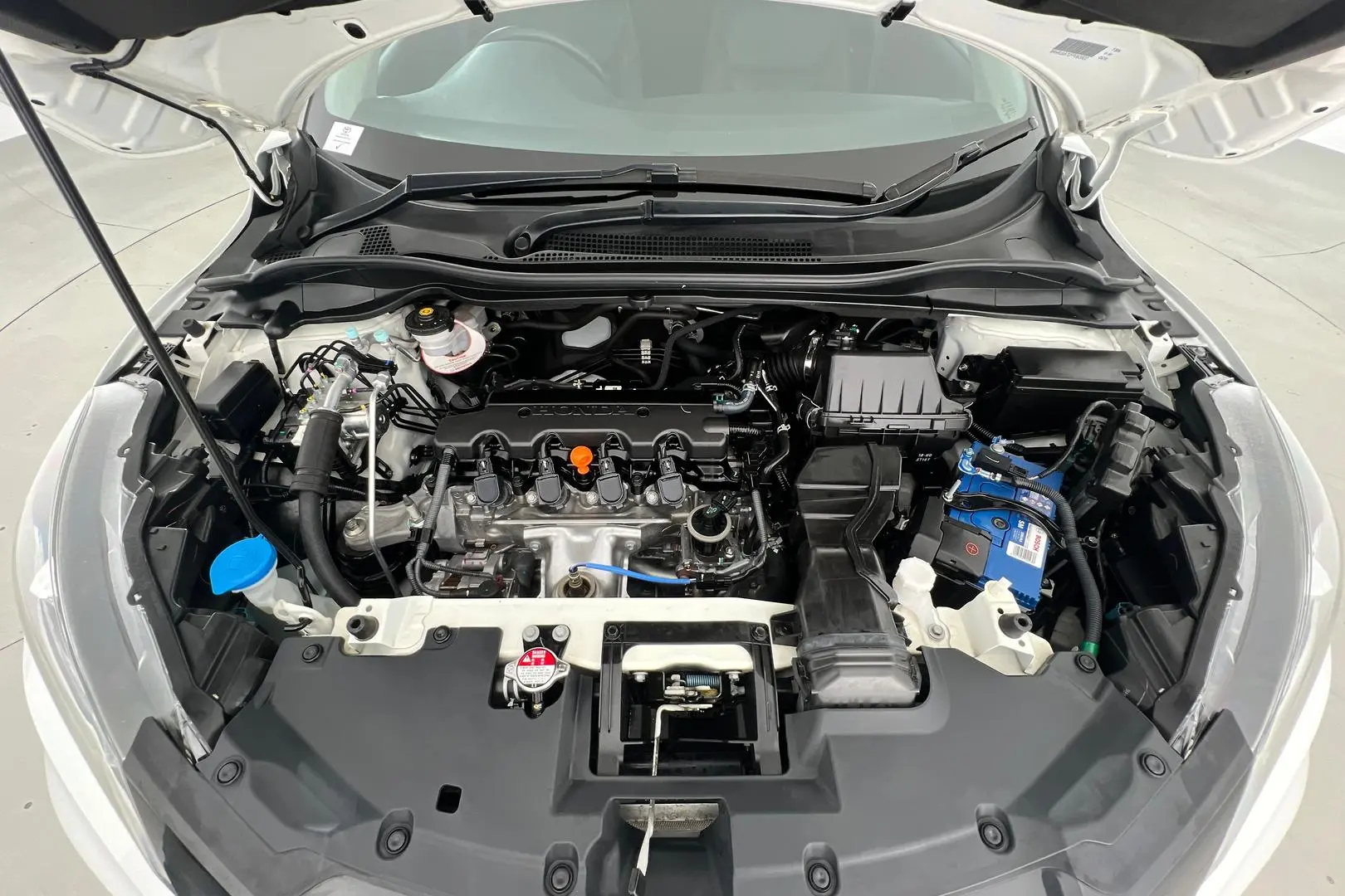 2016 Honda HR-V Gallery Image 24
