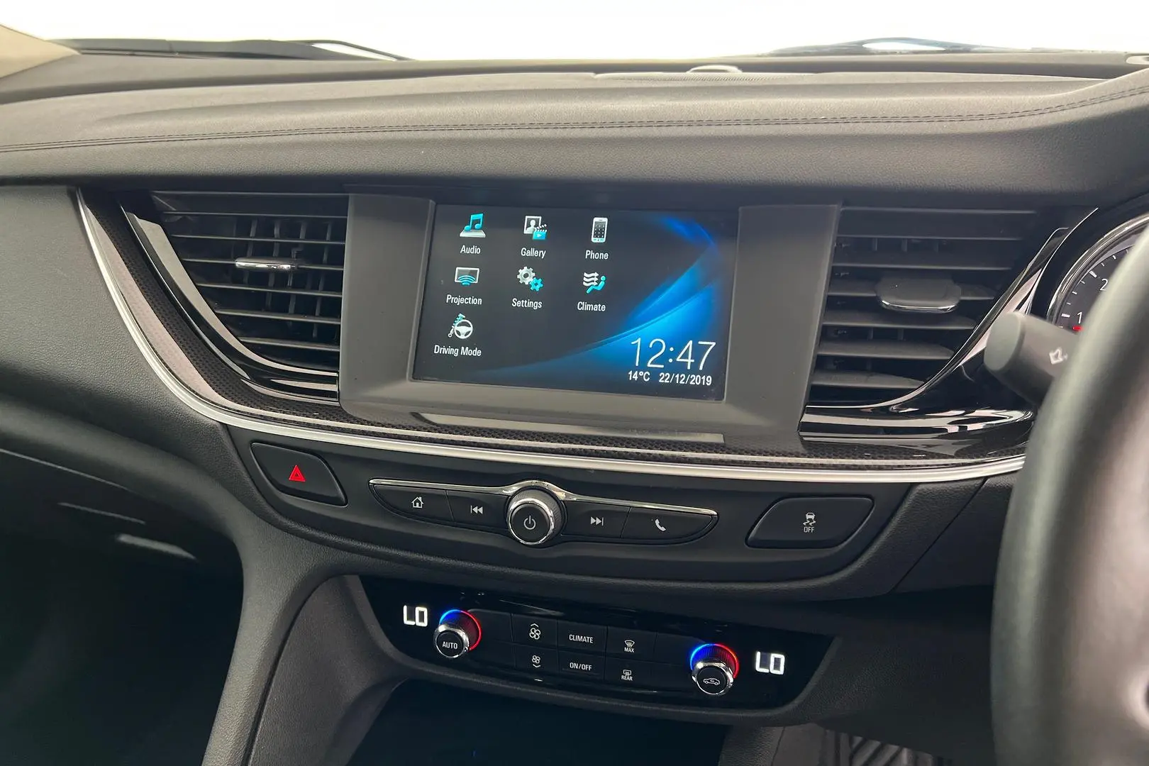 2019 Holden Commodore Gallery Image 14