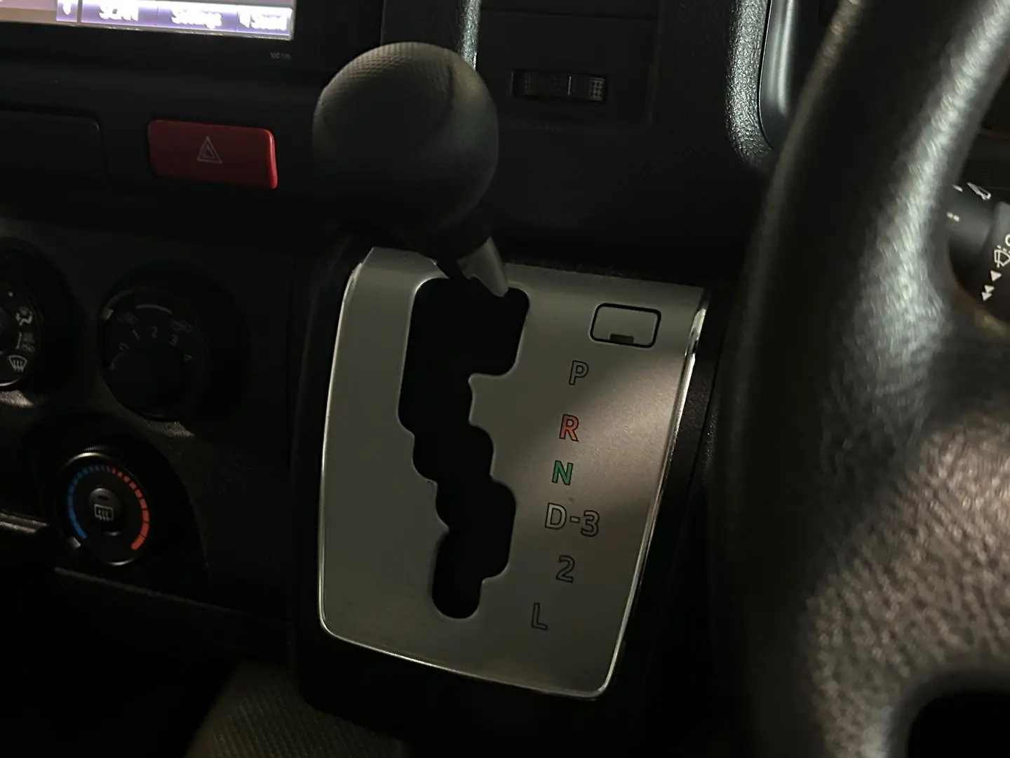 2018 Toyota Hiace Gallery Image 21