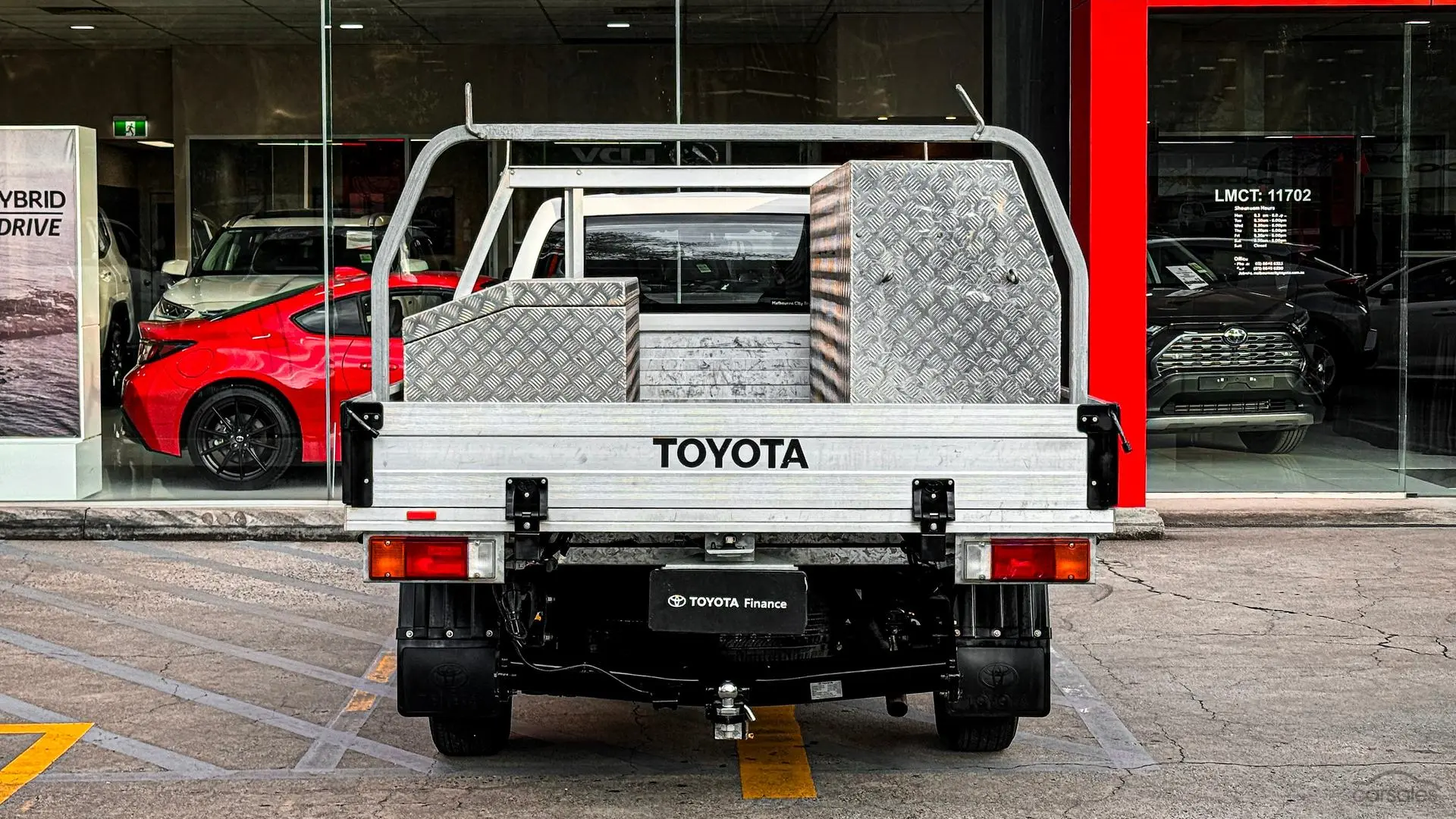 2019 Toyota Hilux Image 8