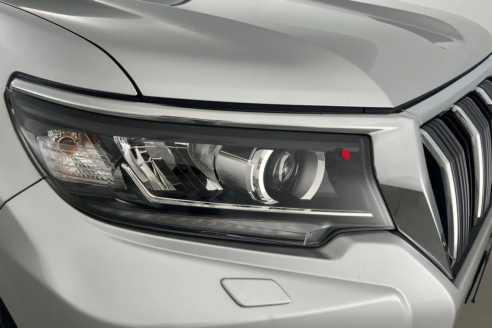 2021 Toyota Landcruiser Prado Gallery Image 18