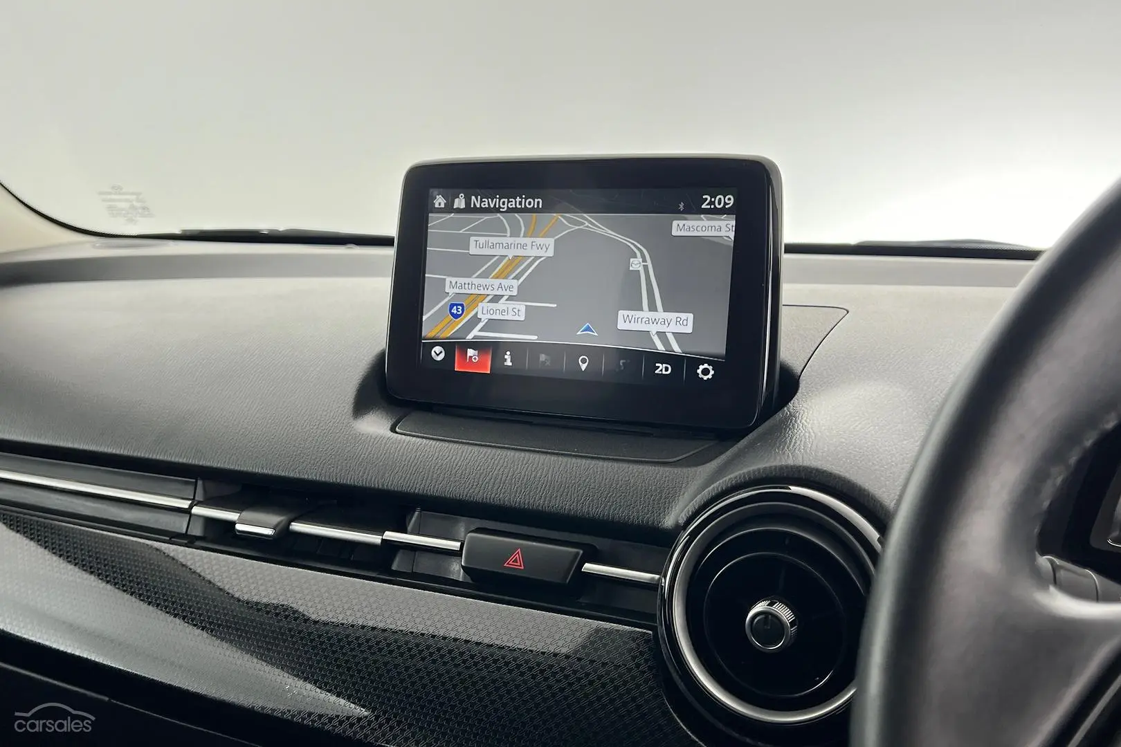 2017 Mazda 2 Image 14