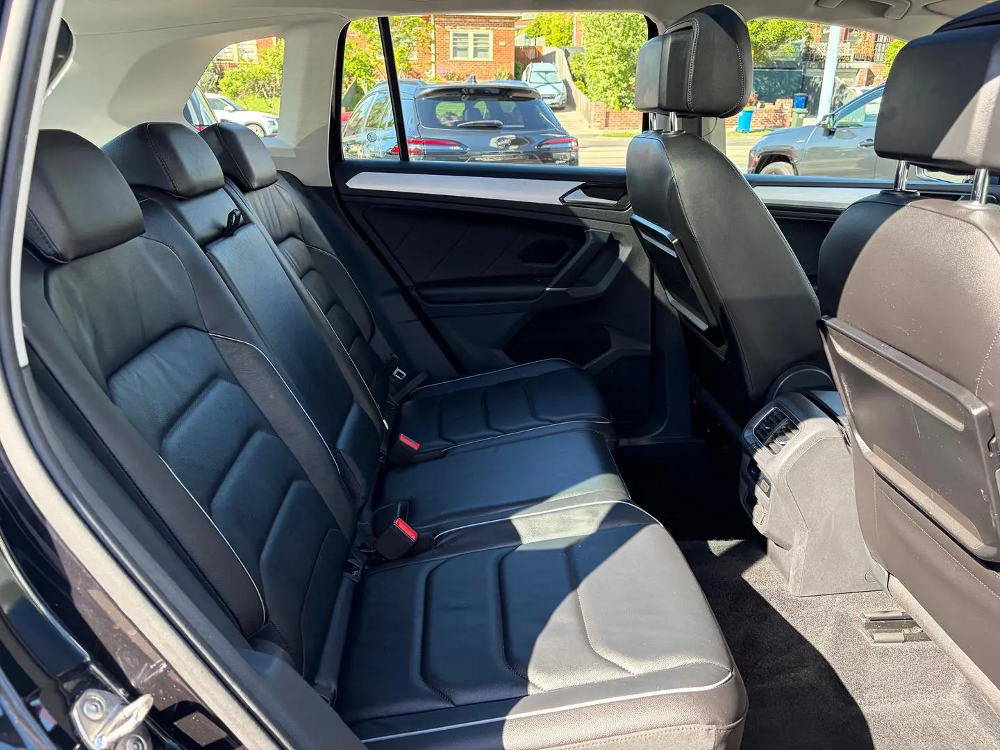 2017 Volkswagen Tiguan Gallery Image 13