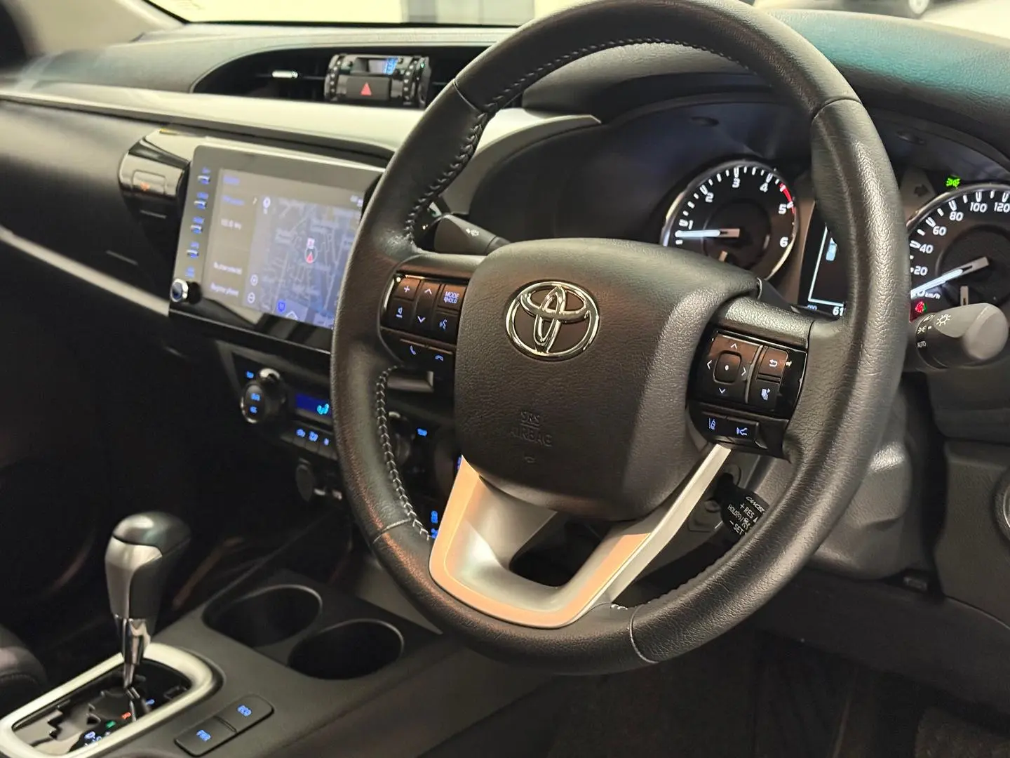 2023 Toyota Hilux Gallery Image 14