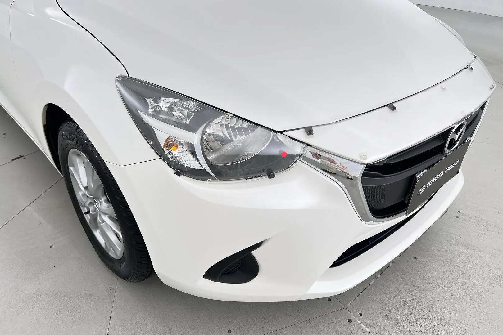 2018 Mazda 2 Gallery Image 3