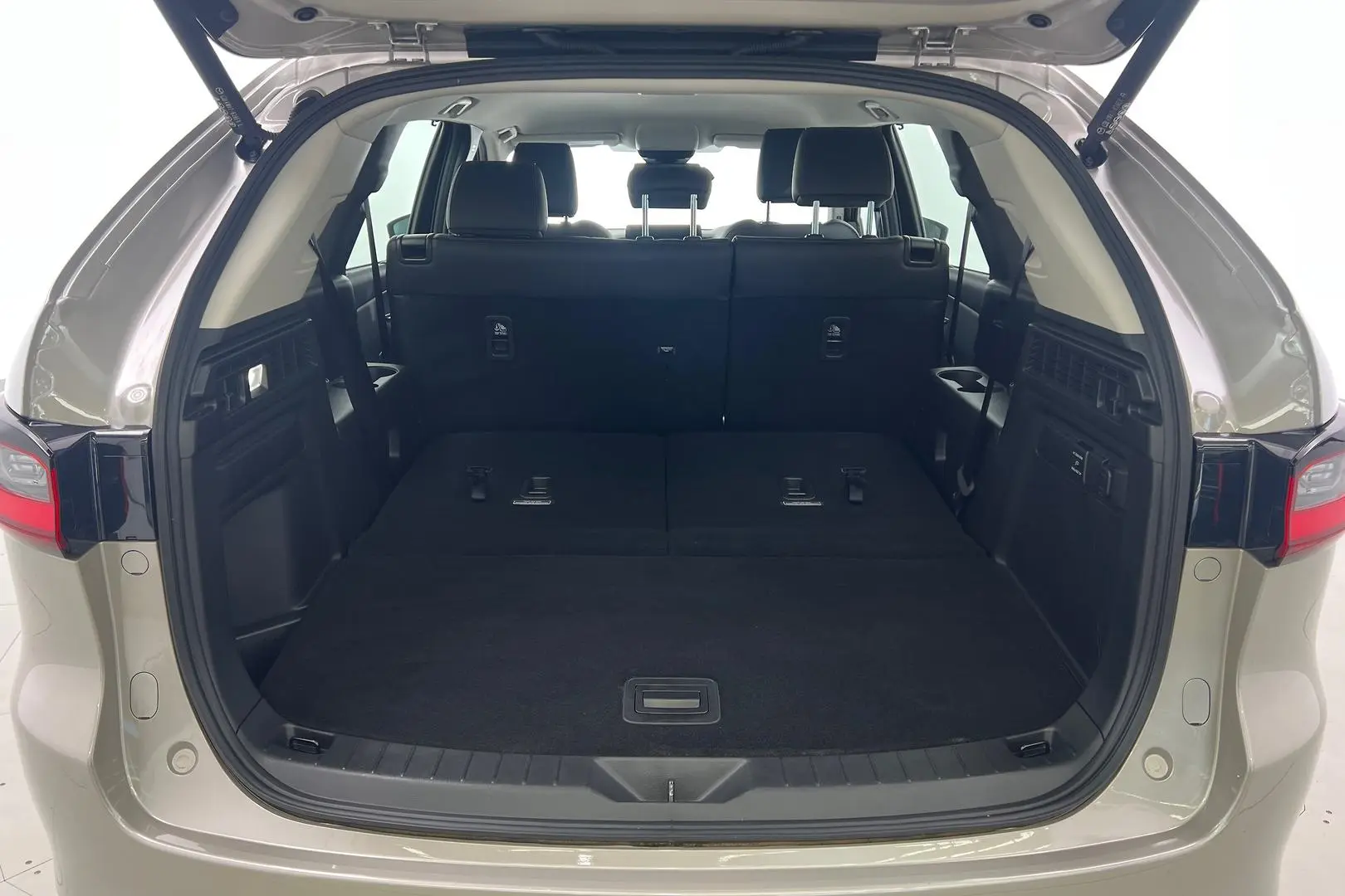 2024 Mazda CX-90 Gallery Image 25