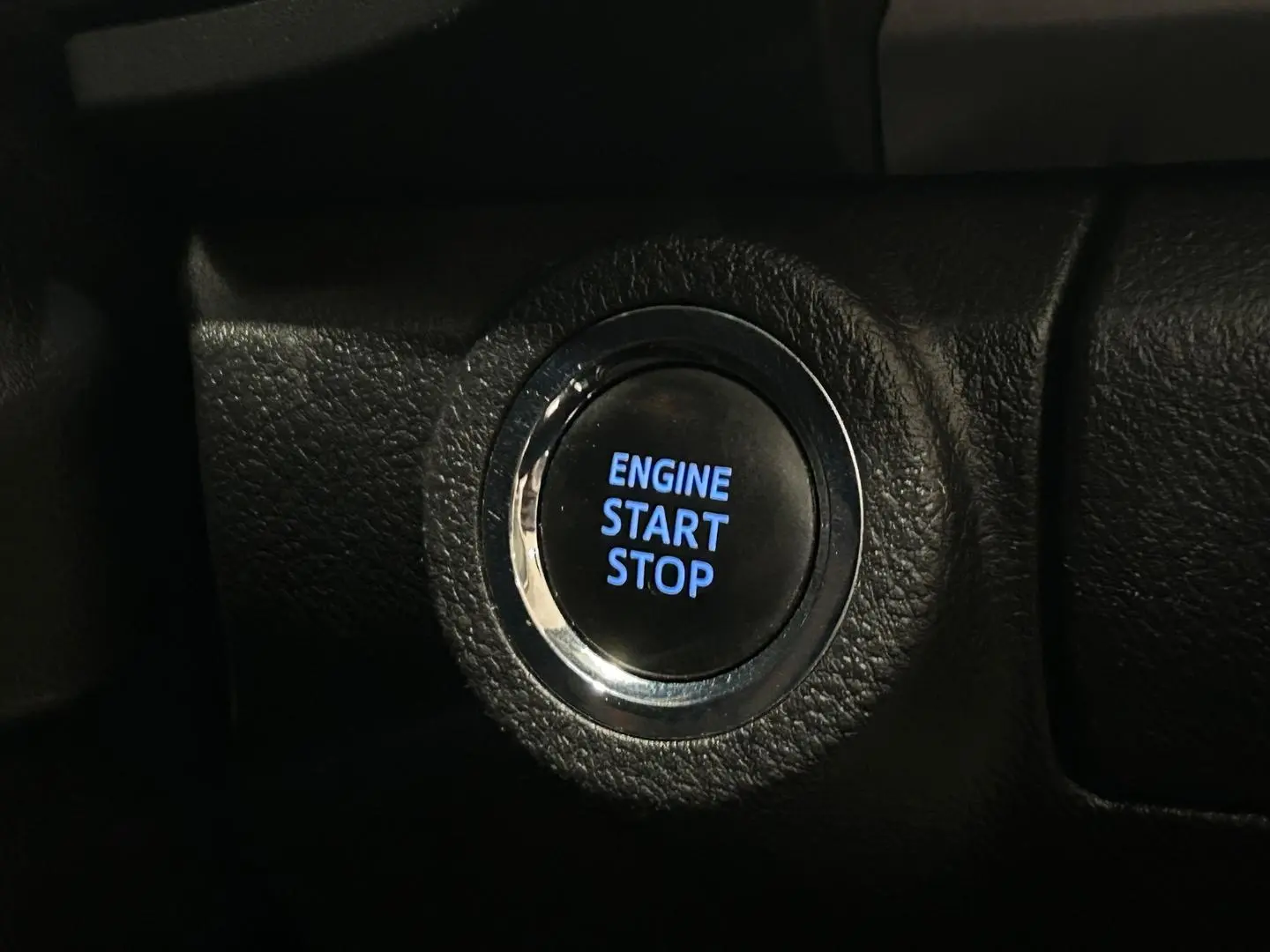 2021 Toyota Hilux Gallery Image 26