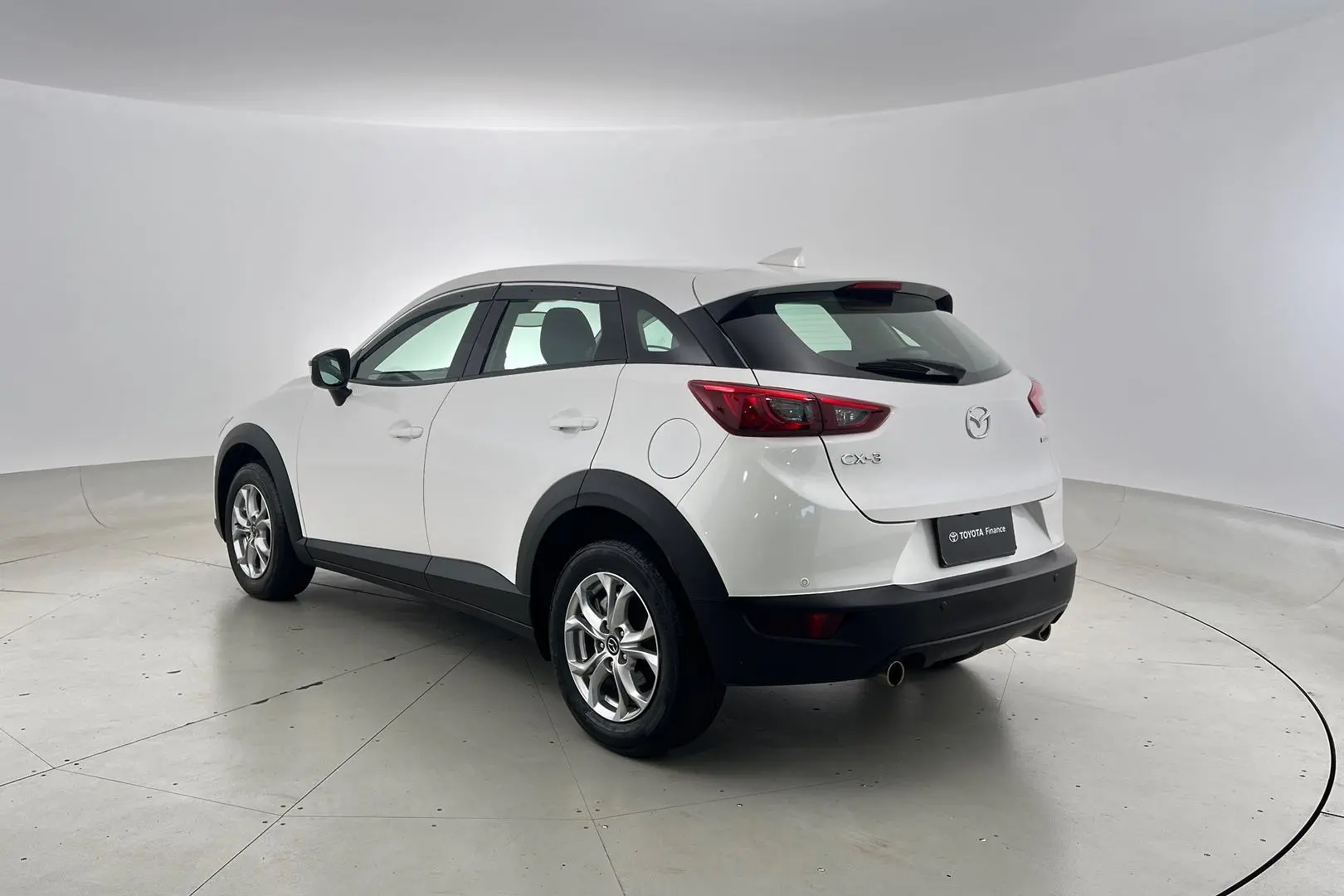 2021 Mazda CX-3 Gallery Image 2