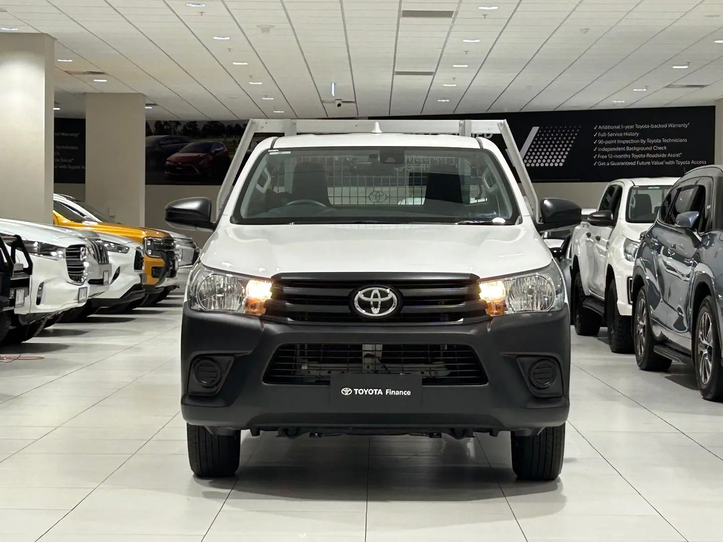 2024 Toyota Hilux Gallery Image 4