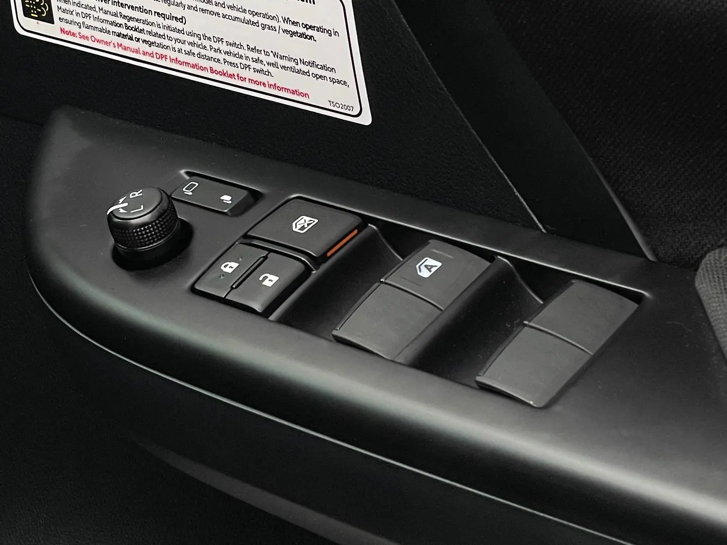 2021 Toyota Fortuner Gallery Image 17