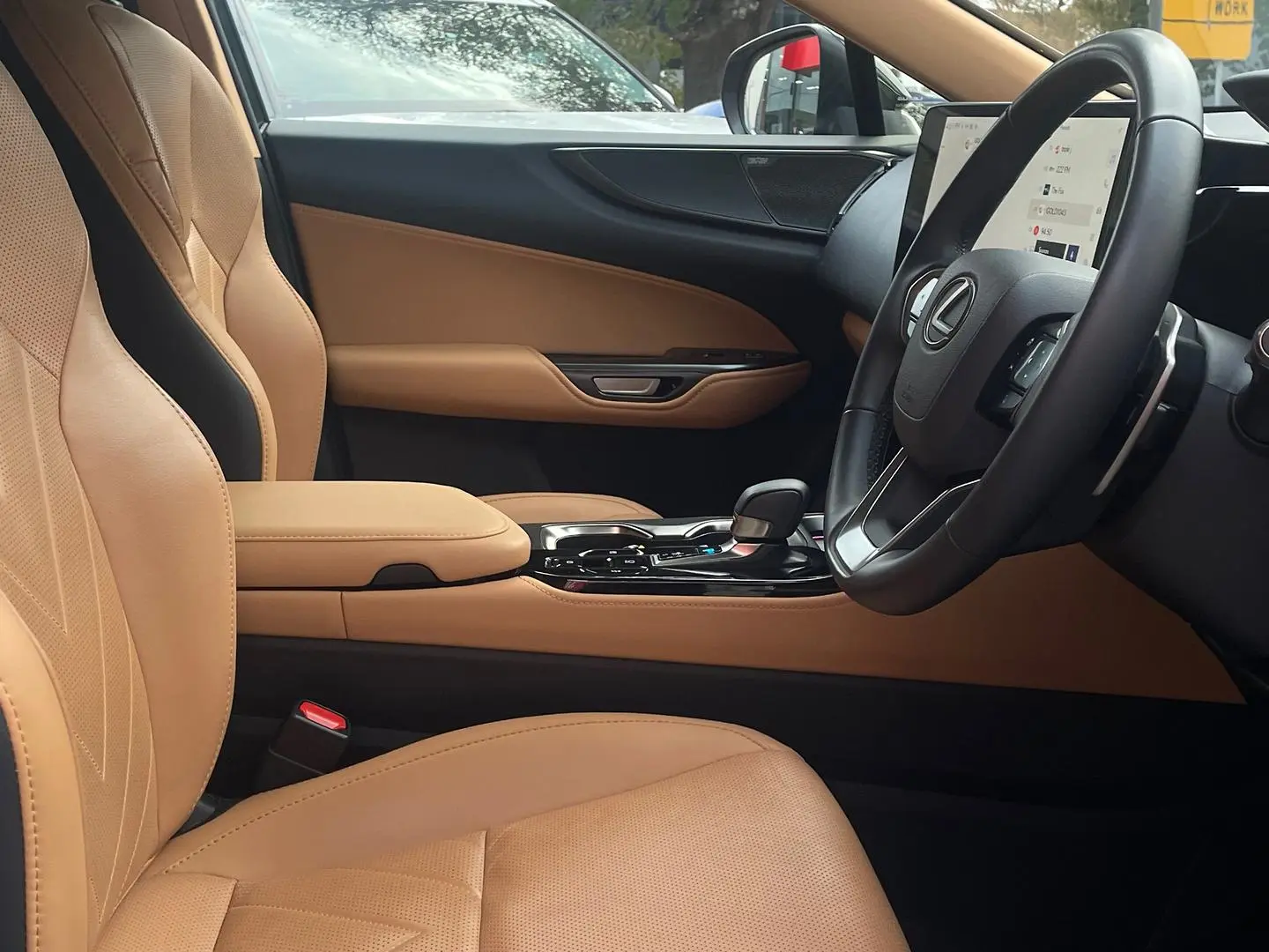 2023 Lexus NX Gallery Image 11
