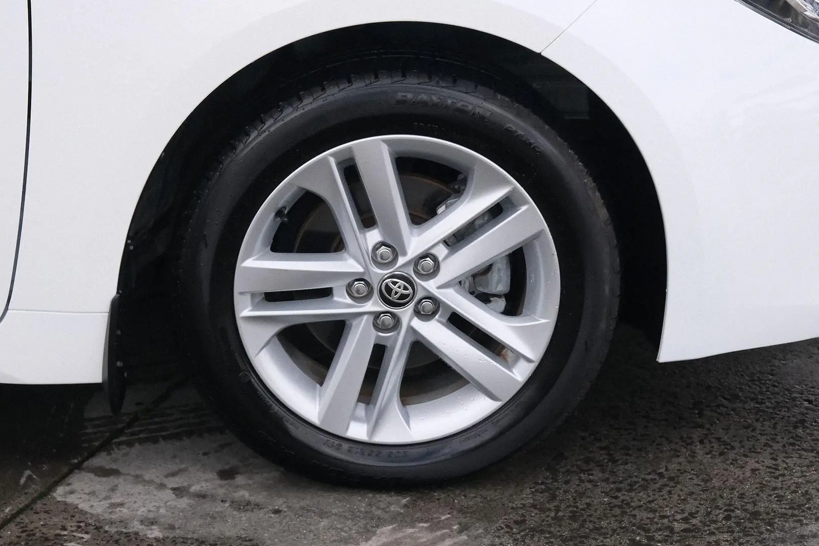2020 Toyota Corolla Gallery Image 6