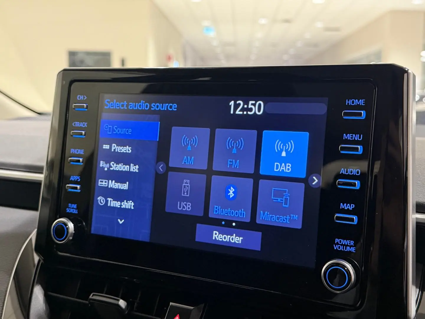 2019 Toyota Corolla Gallery Image 18
