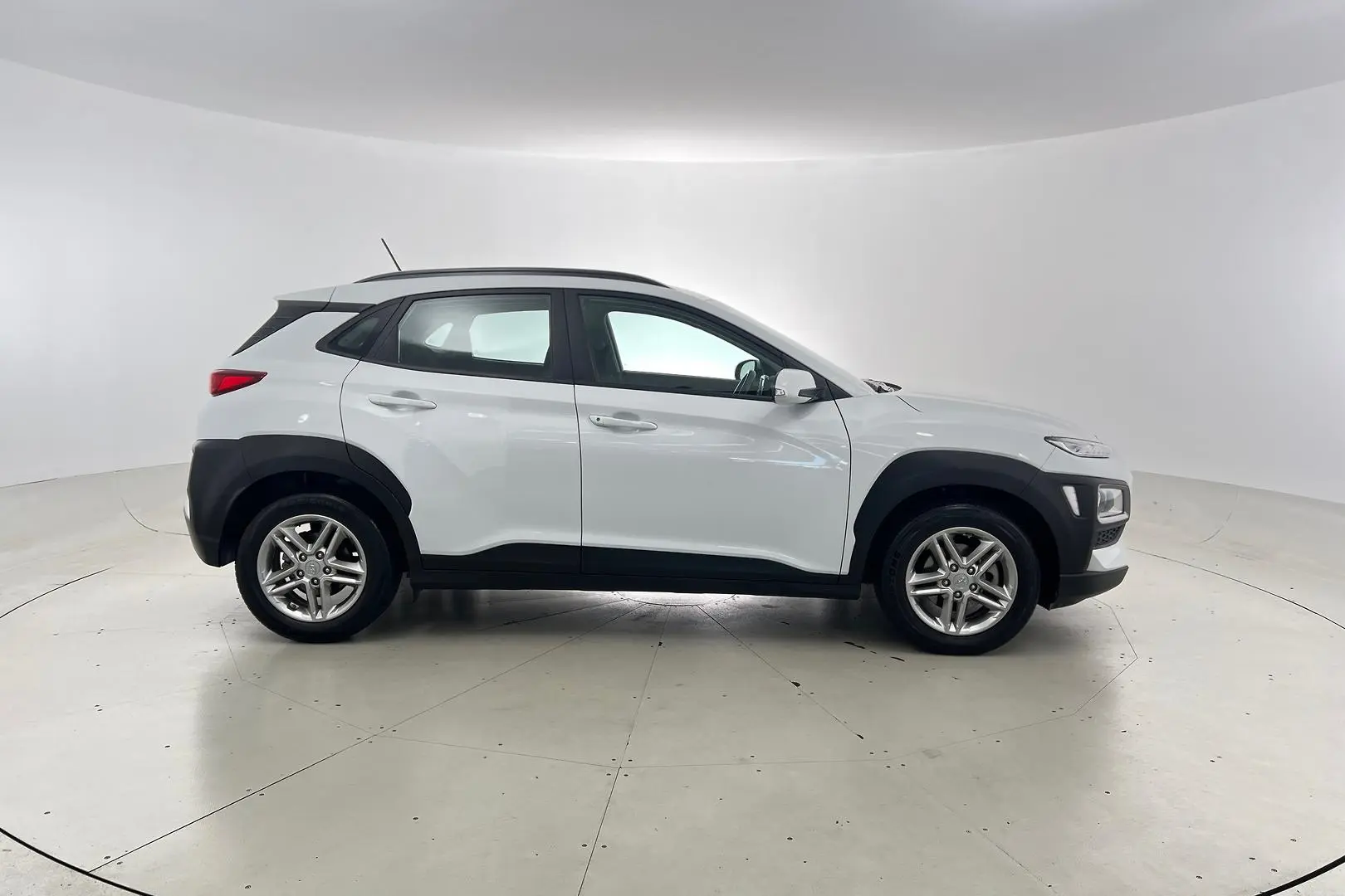 2020 Hyundai Kona Gallery Image 5