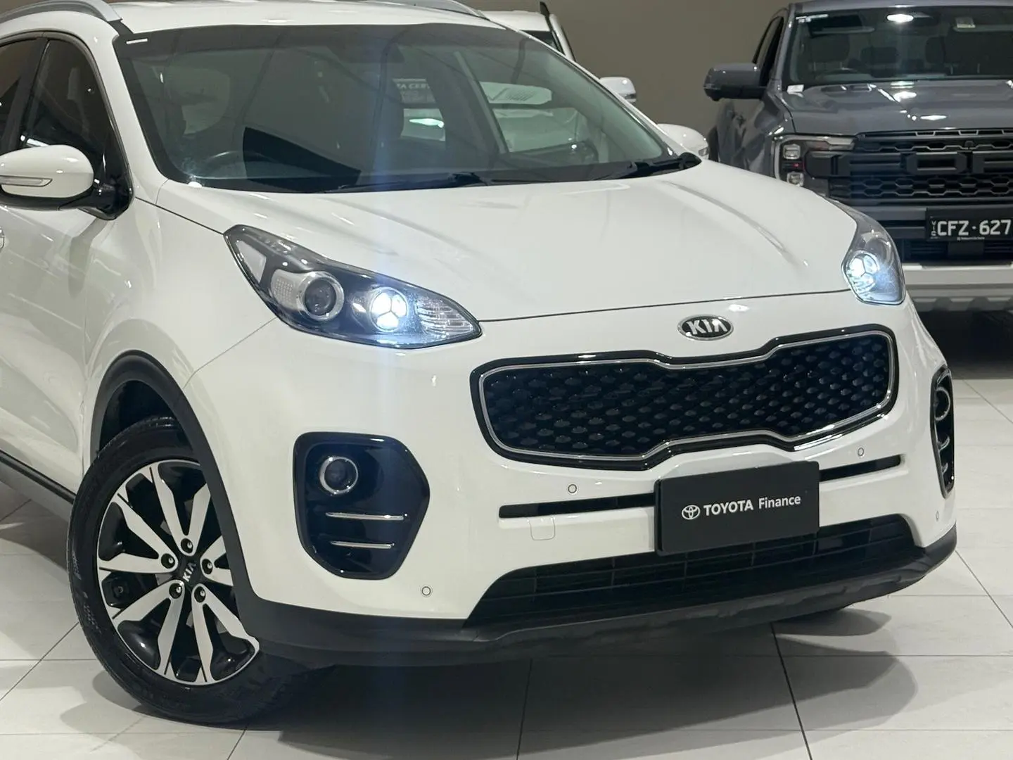 2017 Kia Sportage Gallery Image 3