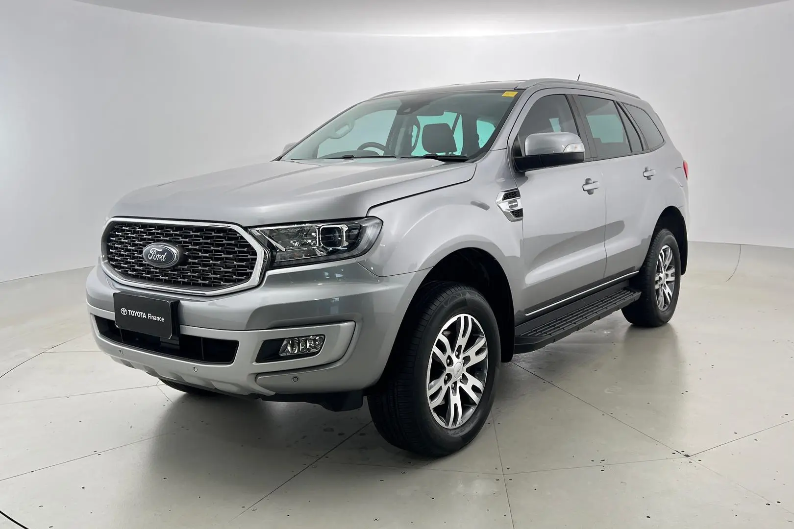 2021 Ford Everest Gallery Image 9