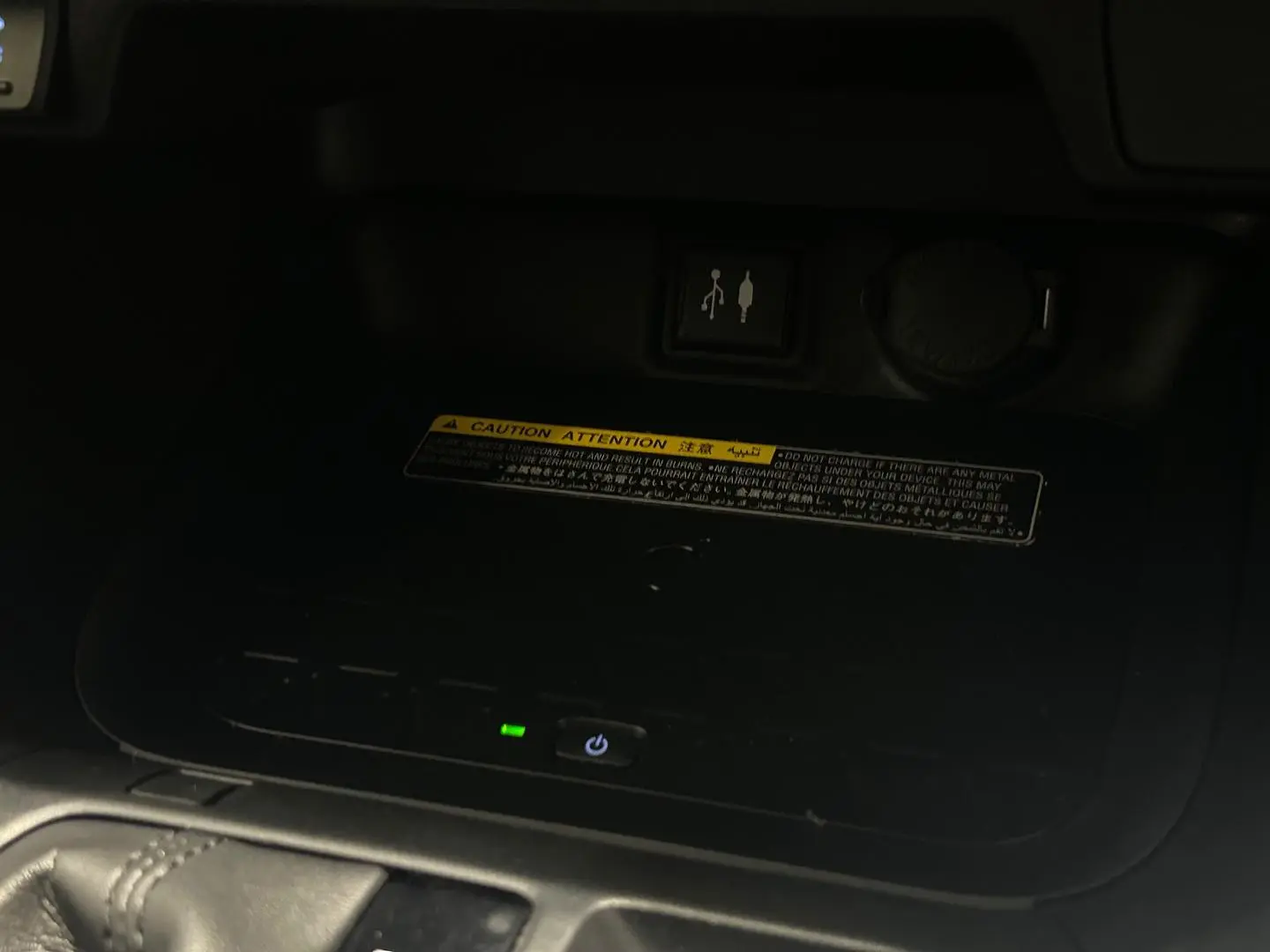 2019 Toyota RAV4 Gallery Image 19