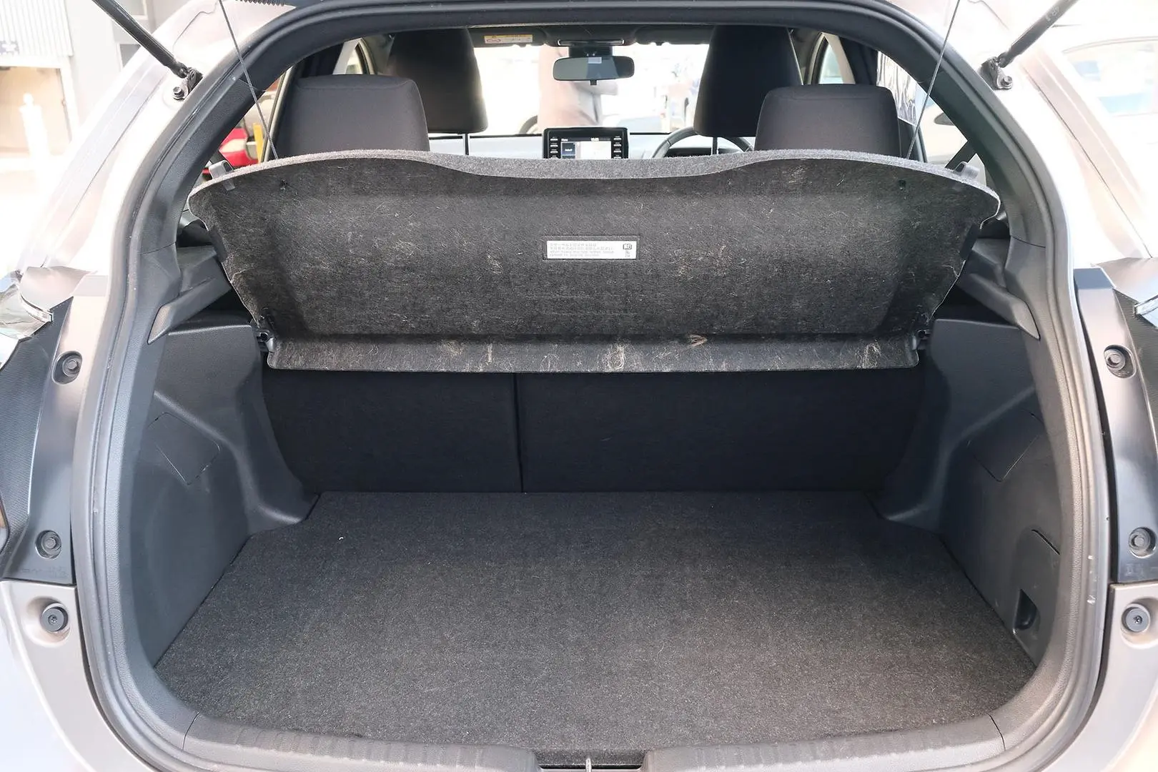 2022 Toyota Yaris Gallery Image 10