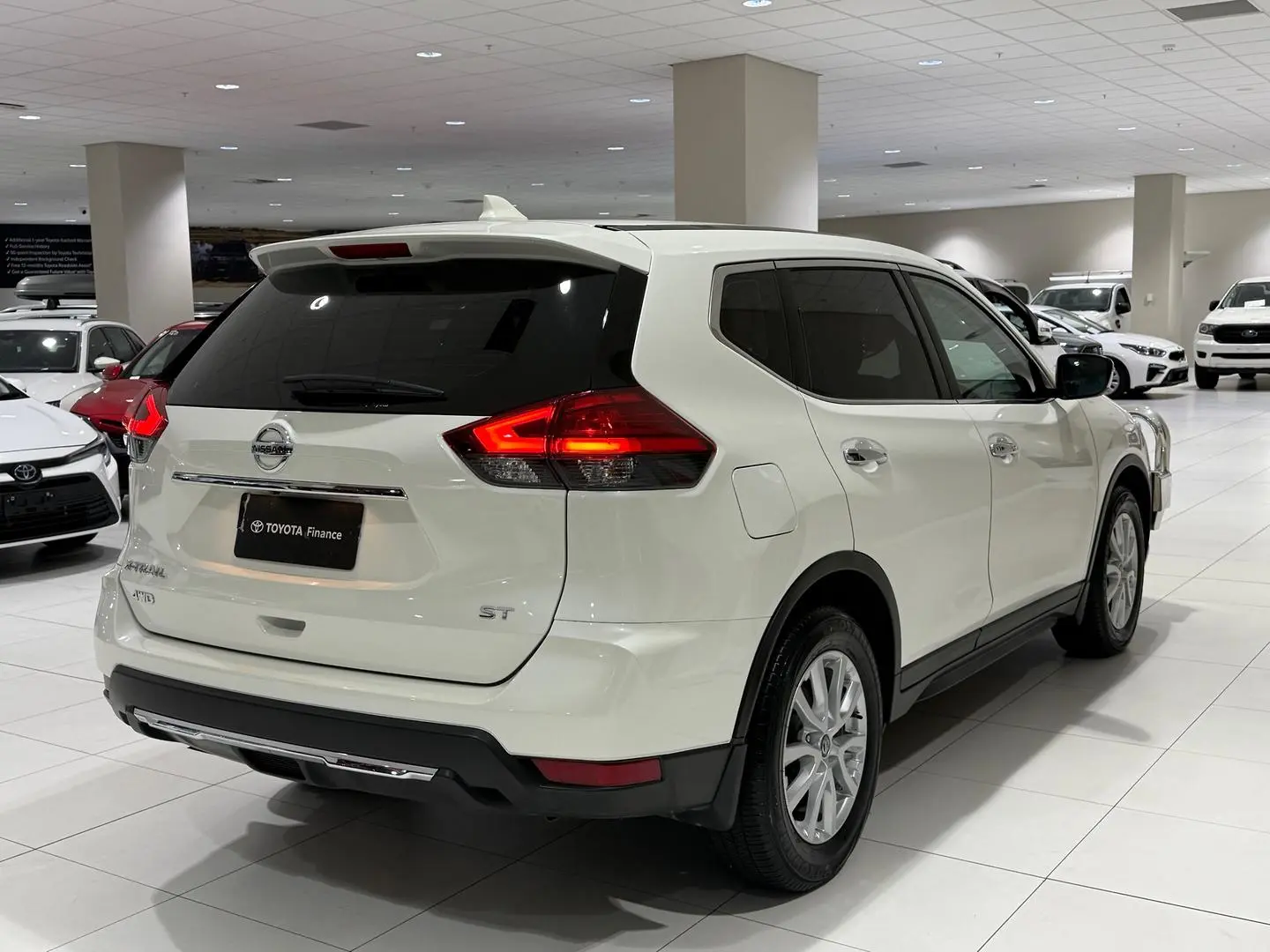 2020 Nissan X-Trail Gallery Image 10