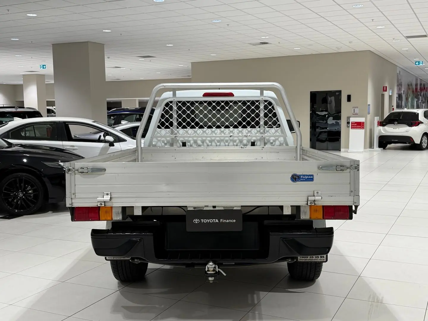 2022 Isuzu D-MAX Gallery Image 9