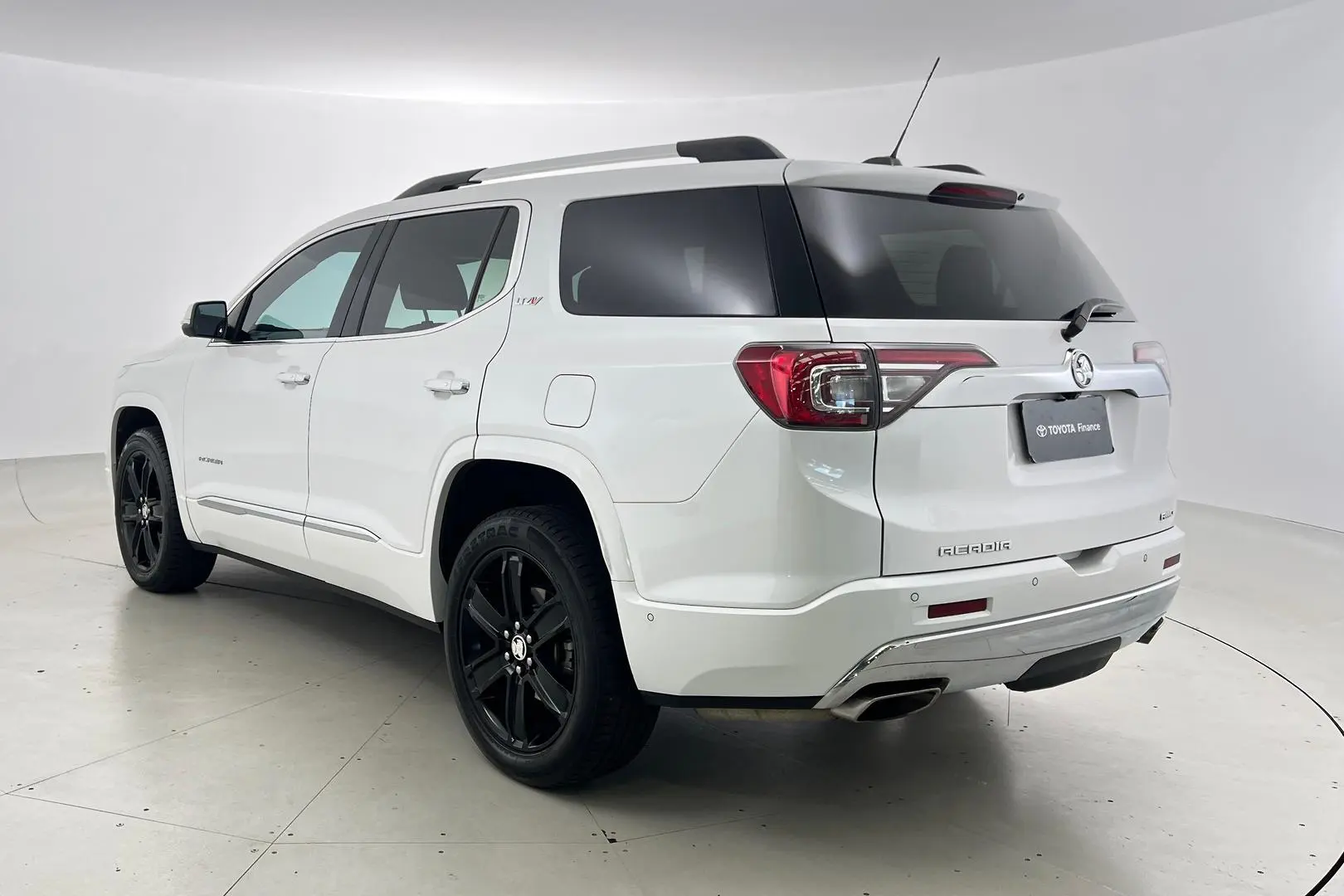 2019 Holden Acadia Gallery Image 7