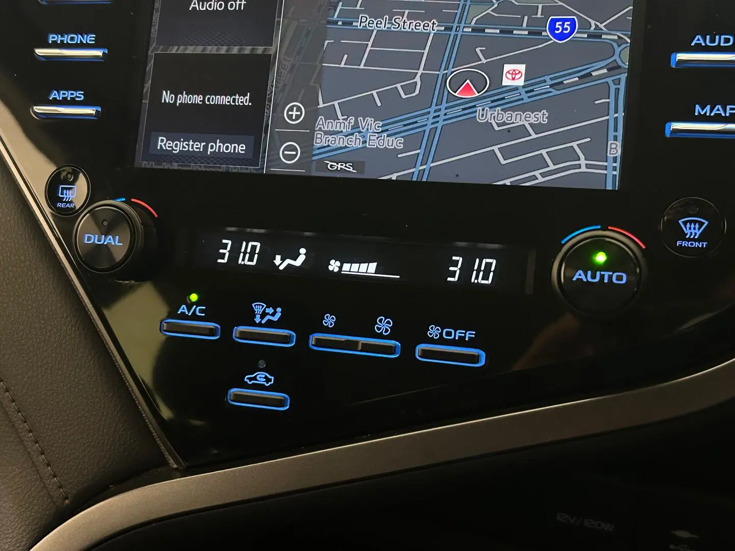 2020 Toyota Camry Gallery Image 16