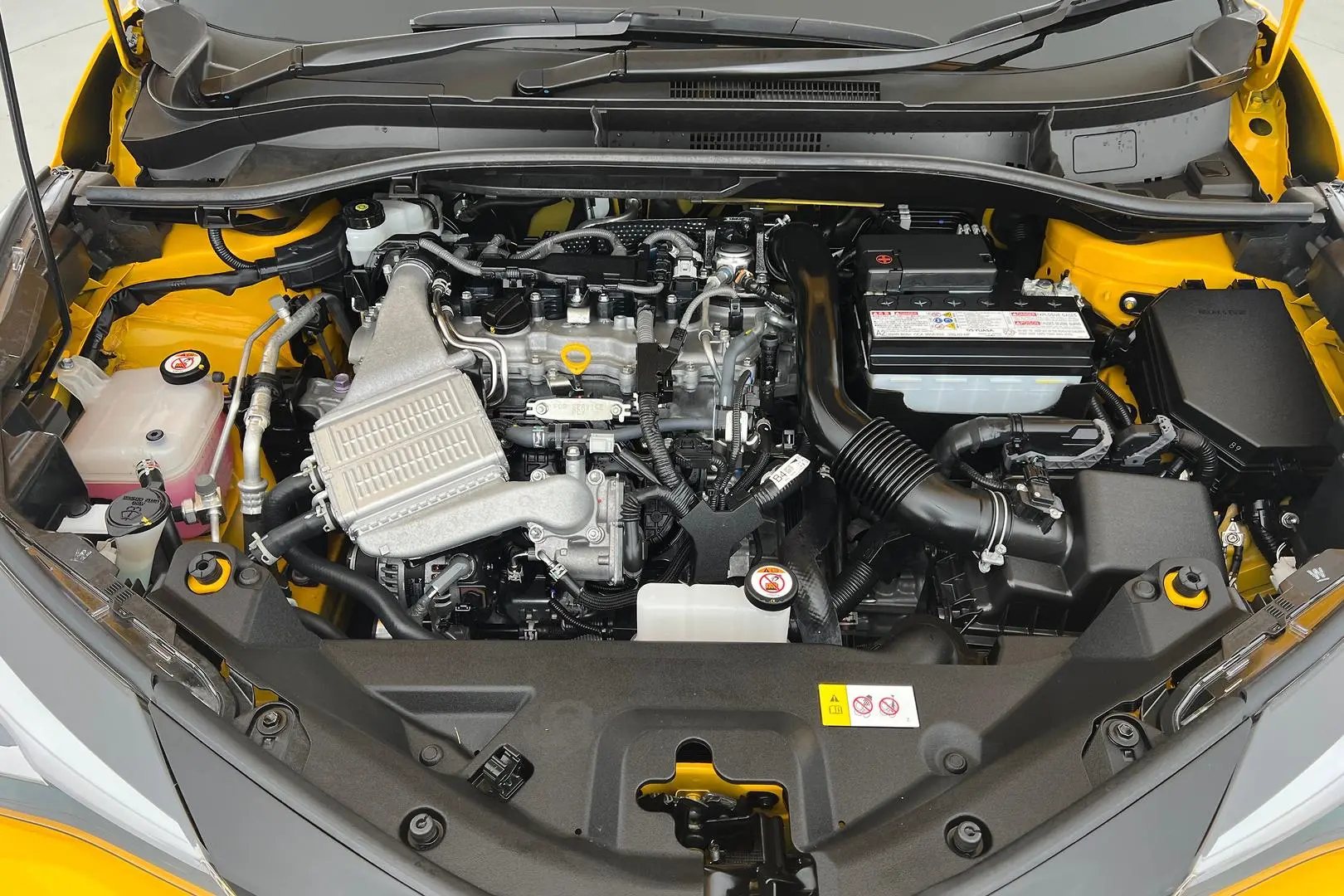 2021 Toyota C-HR Gallery Image 23