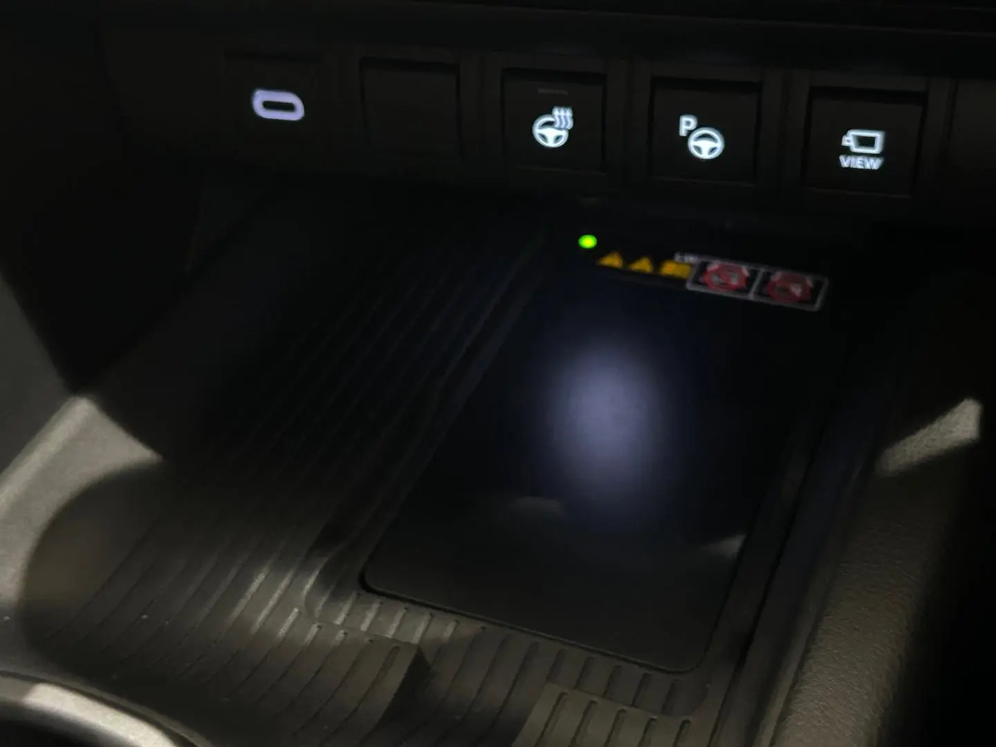 2024 Toyota C-HR Gallery Image 18