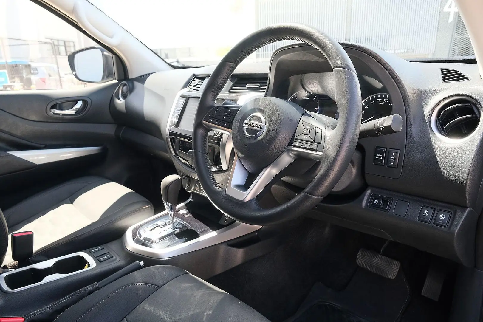 2024 Nissan Navara Gallery Image 18