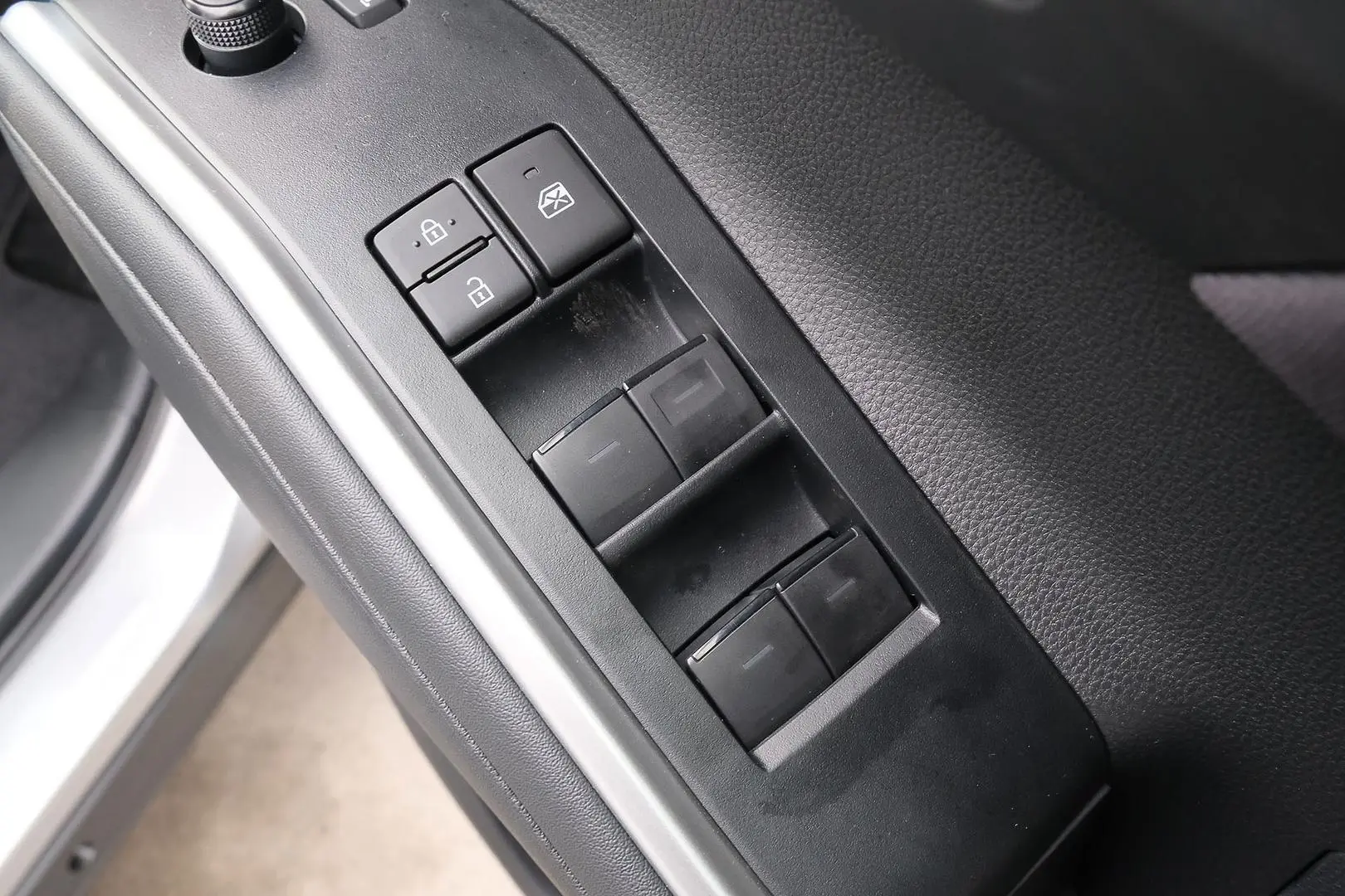 2024 Toyota Kluger Gallery Image 12