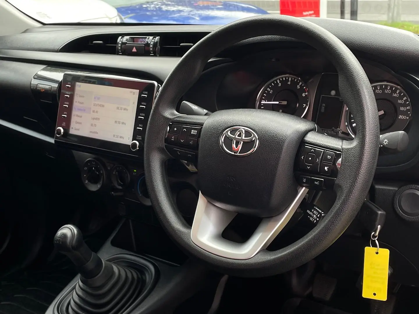 2023 Toyota Hilux Gallery Image 11