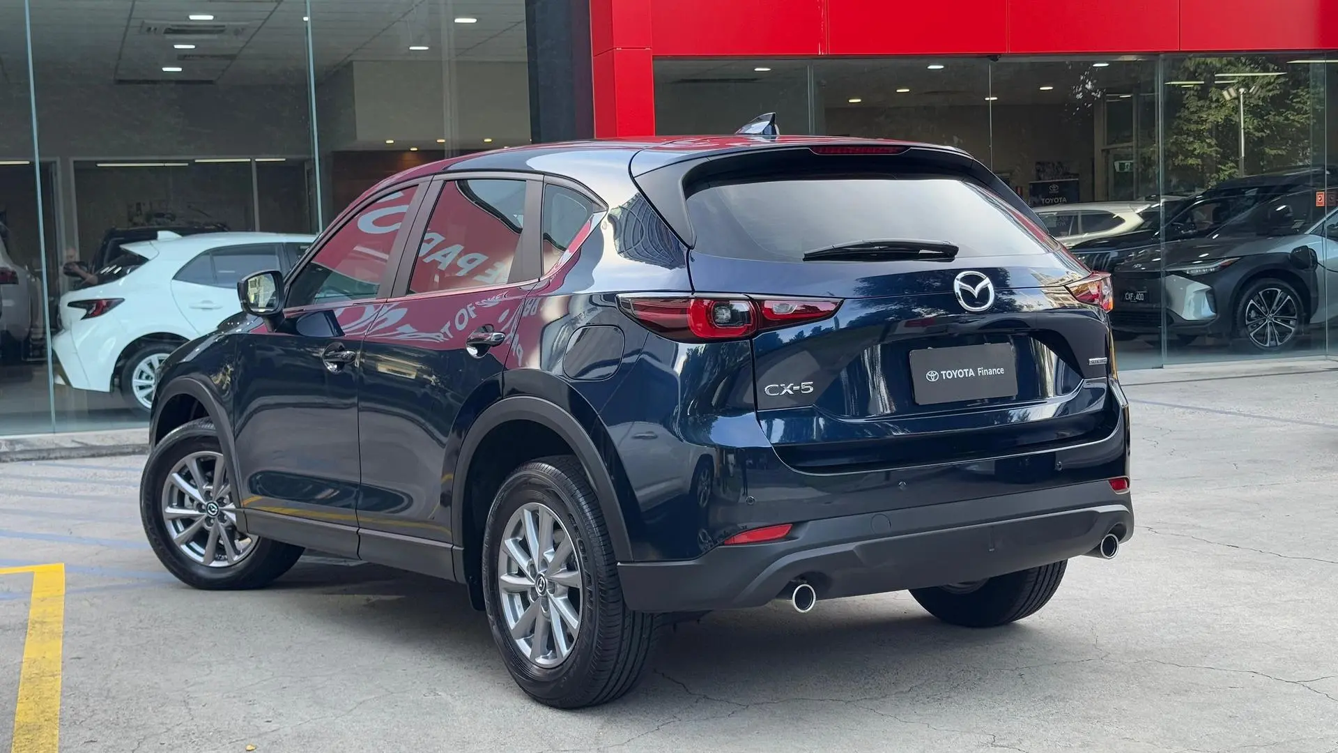 2024 Mazda Cx-5 Gallery Image 2