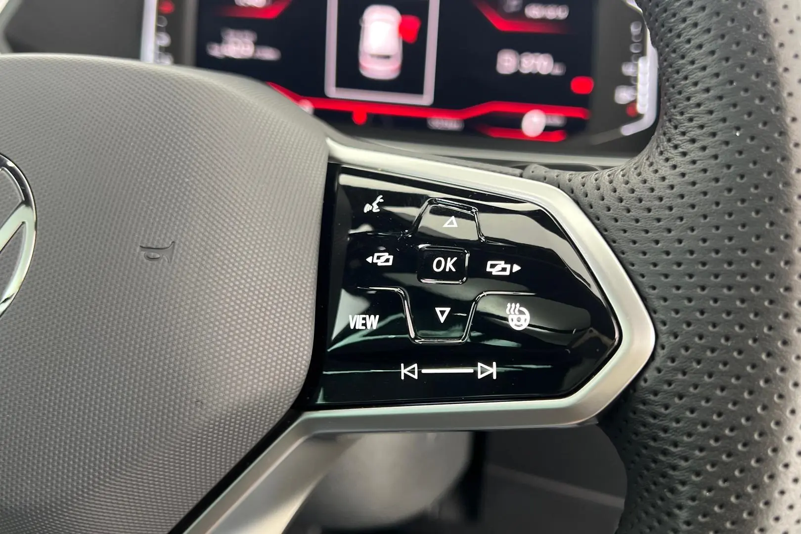 2024 Volkswagen Tiguan Gallery Image 18